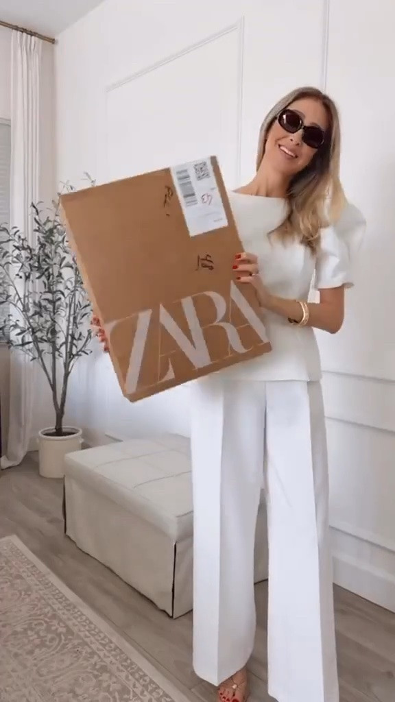 My latest Zara purchases 
All run tts, wearing a size small 
Elegant and chic pieces that I will be wearing during Spring & summer

#LTKootd #LTKU #LTKSeasonal