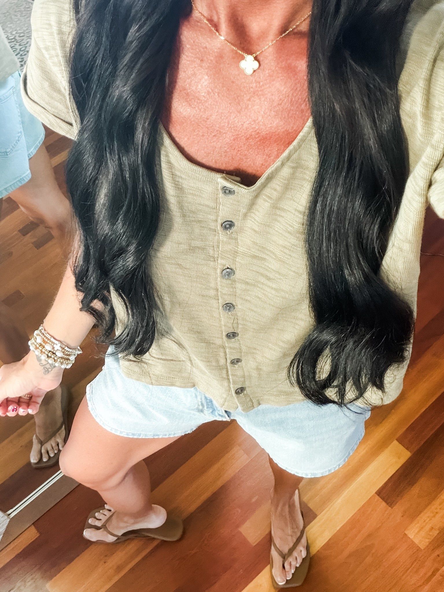 Love this little $15 button down top
@Target

#LTKootd #LTKSeasonal #LTKSaleAlert