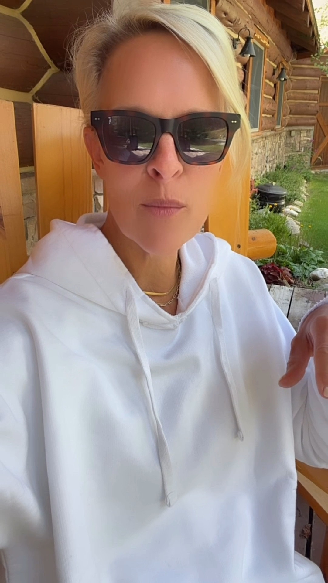 These pajamas are incredibly soft!
Fit tts in small
Have pockets 

This sweatshirt!!!! 10/10! 
Wearing small

@Target @Quince

#LTKdayinmylife #LTKmorningroutine #LTKOver40
