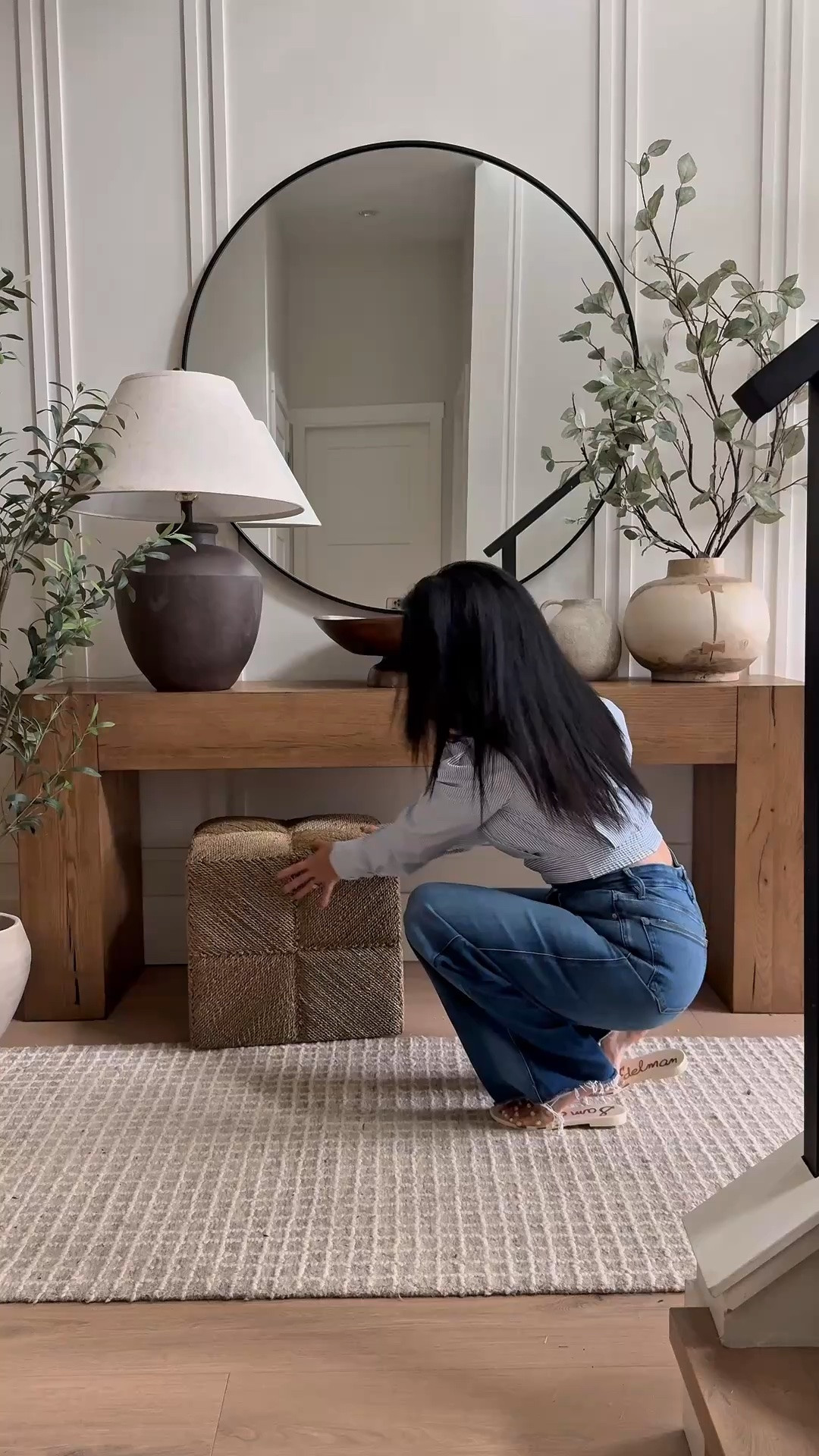 Finishing touches…these ottomans were made for this space🤌🏻