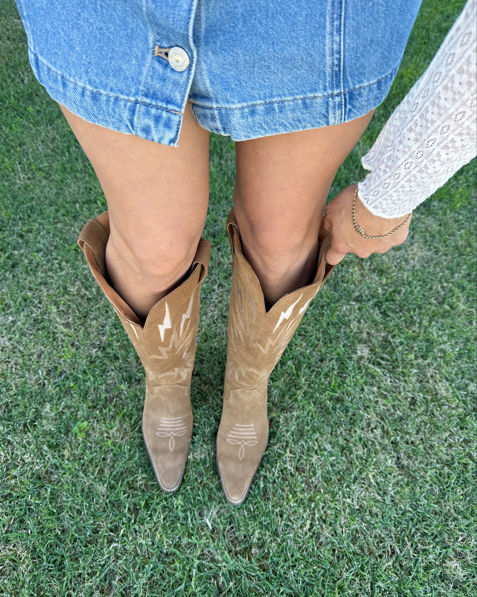 My favorite Fall Boots
