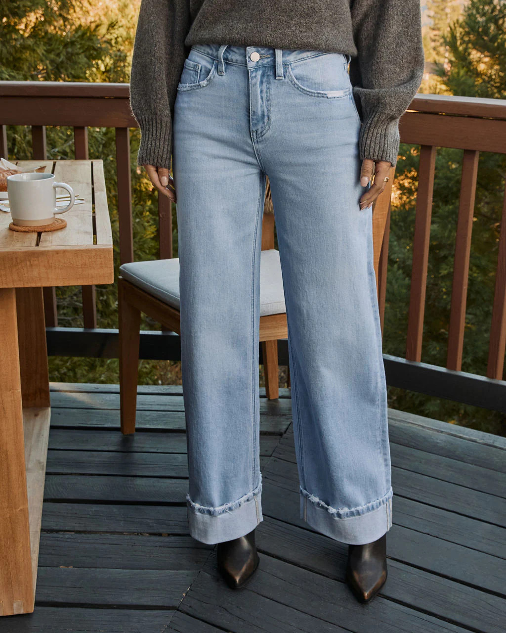 Laylia Distressed Wide Leg Jeans | VICI