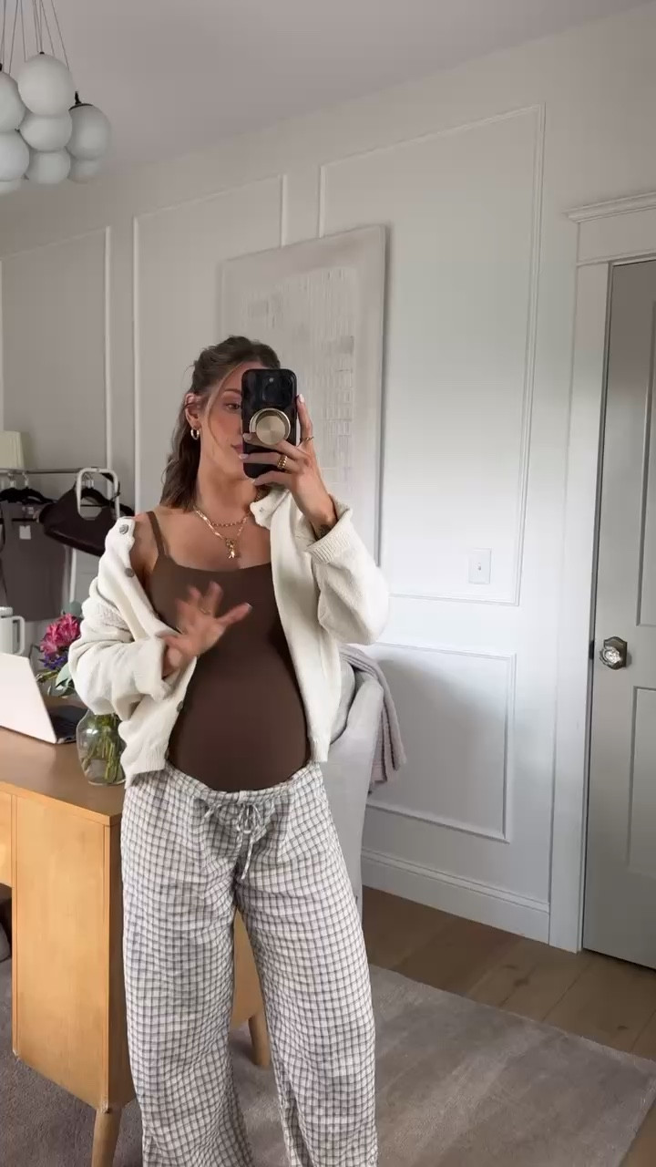 Why didn’t I break out this body suit sooner 😭 Brb while I wear it all summer!☀️

#target #bodysuit #bumpfashion #momlife #springlooks #summeroutfit #layered

#LTKdayinmylife #LTKSeasonal #LTKActive