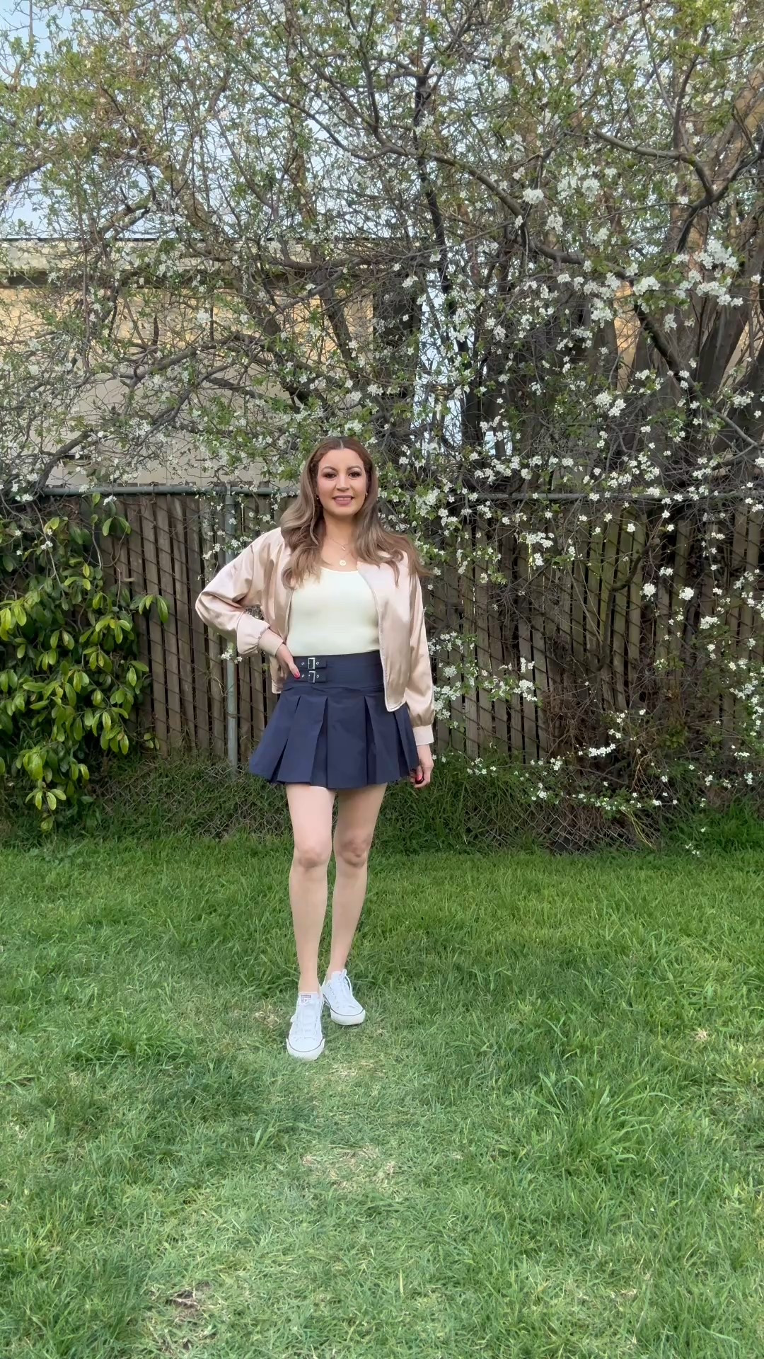 High Waisted Invisible Zipper Decorative Buckle 2-in-1 Side Pocket Pleated A Line Mini Dance Skirt.
Size:M Regular 

#LTKActive #LTKStyleTip #LTKMidsize