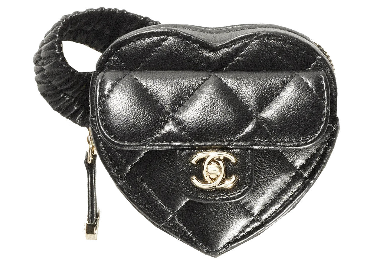 Women's Chanel Heart Clutch With Chain 22S Lambskin in Black | StockX