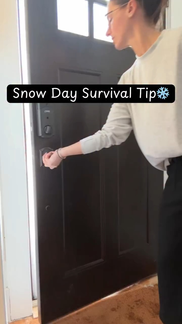 Snow Day Survival Tip ❄️👇

When school is closed… but they still wake up at 6am 😅

Bring the snow inside.
That’s it. That’s the tip.
No prep.
No fancy supplies.
Just a bin of snow and let them PLAY.

What they’re actually working on:
✔️ Sensory regulation
✔️ Fine motor strength
✔️ Hand strength for writing ✏️
✔️ Letter & math skills 
This kept my 3 & 5 year old busy all morning long🙌

Save this for the next snow day ❄️ 
Tag a parent who needs this tomorrow 👀

#snowday #learningthroughplay #sensoryplay #activitiesforkids