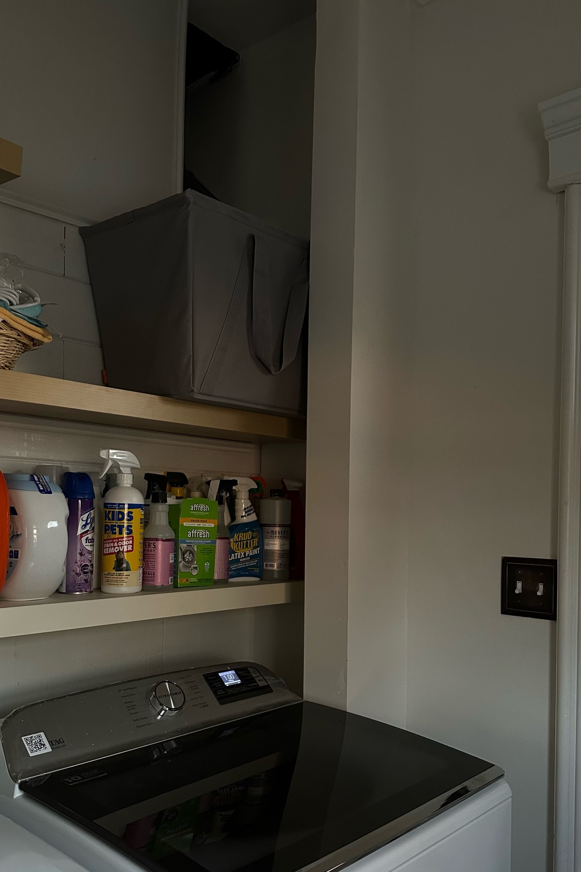  One of the best things we added in our home renovations
-
A laundry shoot off of our print bathroom that goes straight to the laundry room. Now there no excuse to Clothing on the floor! Also sharing my cool grabbing tool I got off amazon for when there’s a clothing build up… because let’s be real sometimes I do t do laundry every week! 
-
Feel free the DM any questions and you can shop this tool here:
-


#LTKhome #LTKfamily #LTKFind