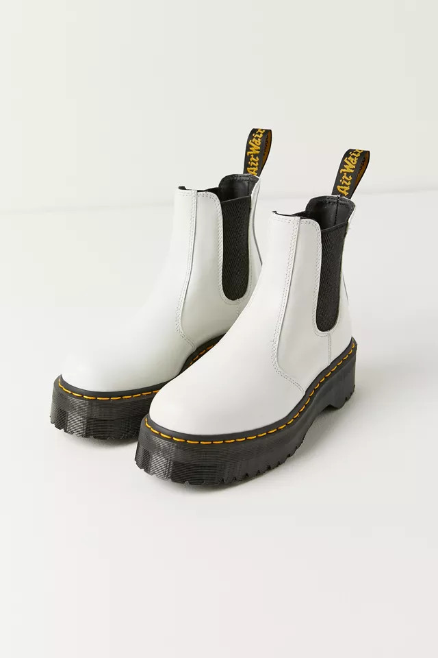 Dr. Martens 2976 Quad Smooth Leather Platform Chelsea Boot | Urban Outfitters (US and RoW)