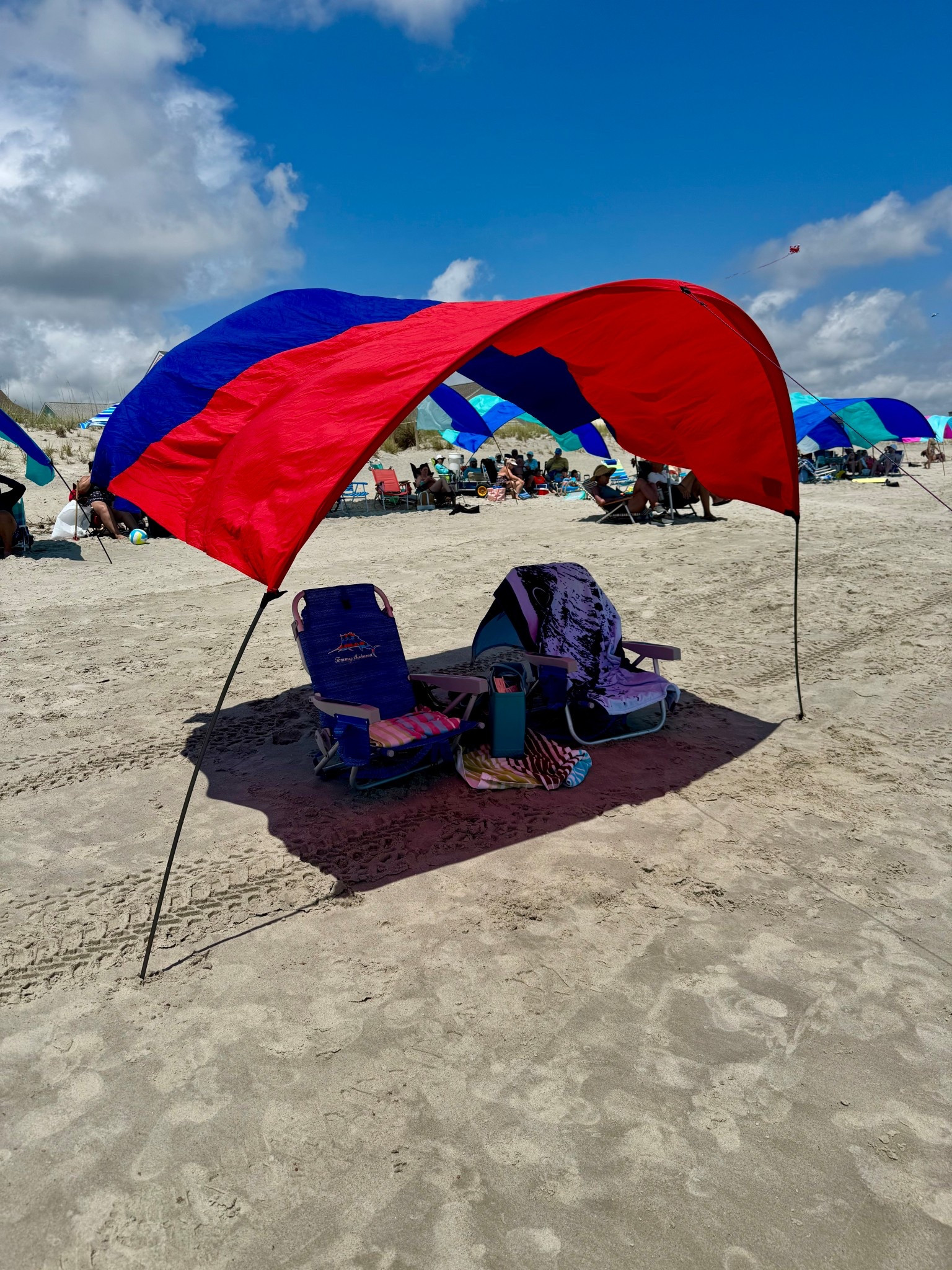 Shibumi mini shade! Loving this smaller size. Took less than 5 minutes to set up, easy to set up in your own, and perfect for 1-2 people. Highly recommend for your next beach trip! 

#LTKTravel #LTKSeasonal