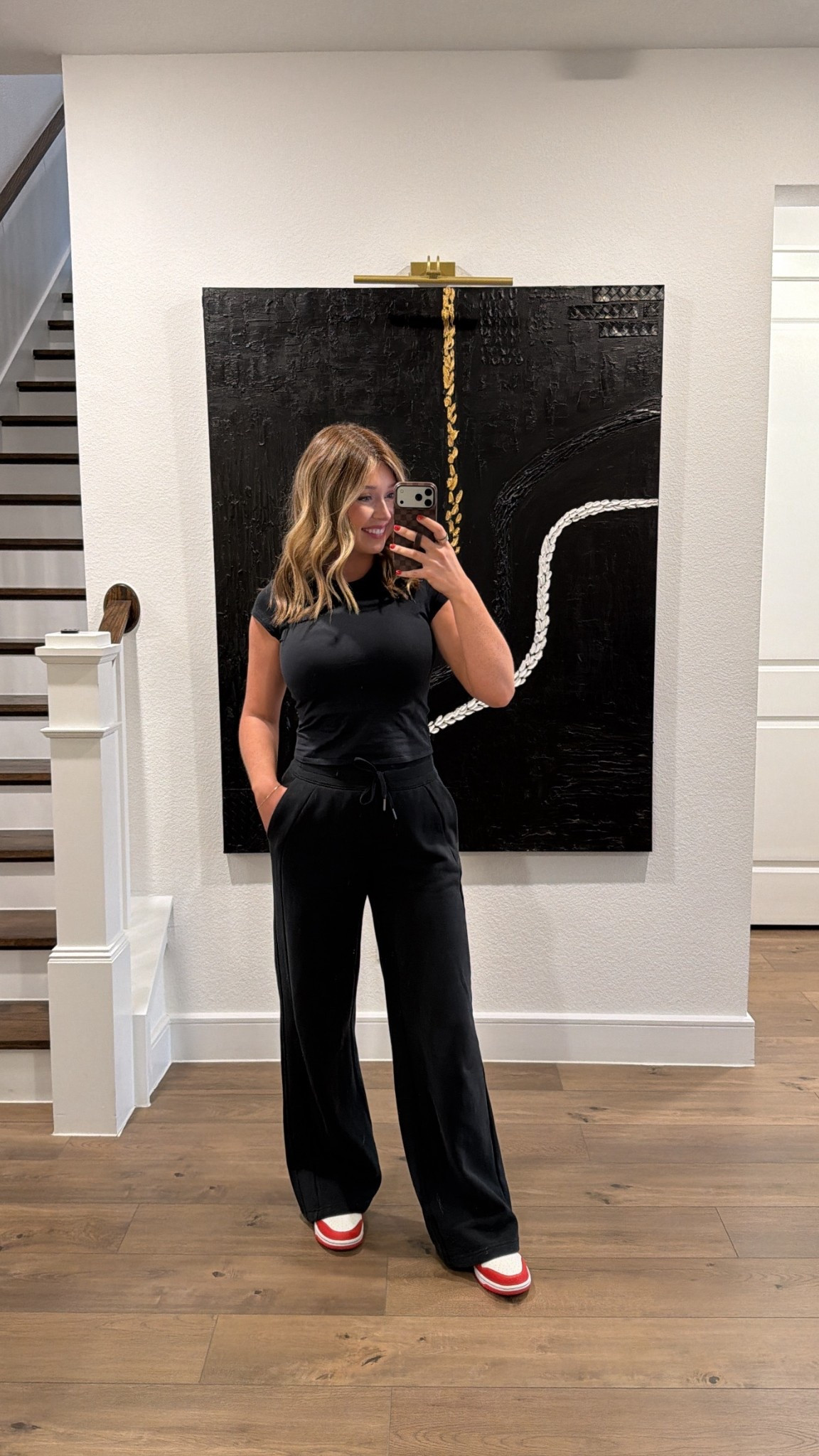 Basketball mom outfit from @lululemon 

Medium in both pieces 

#LTKootd