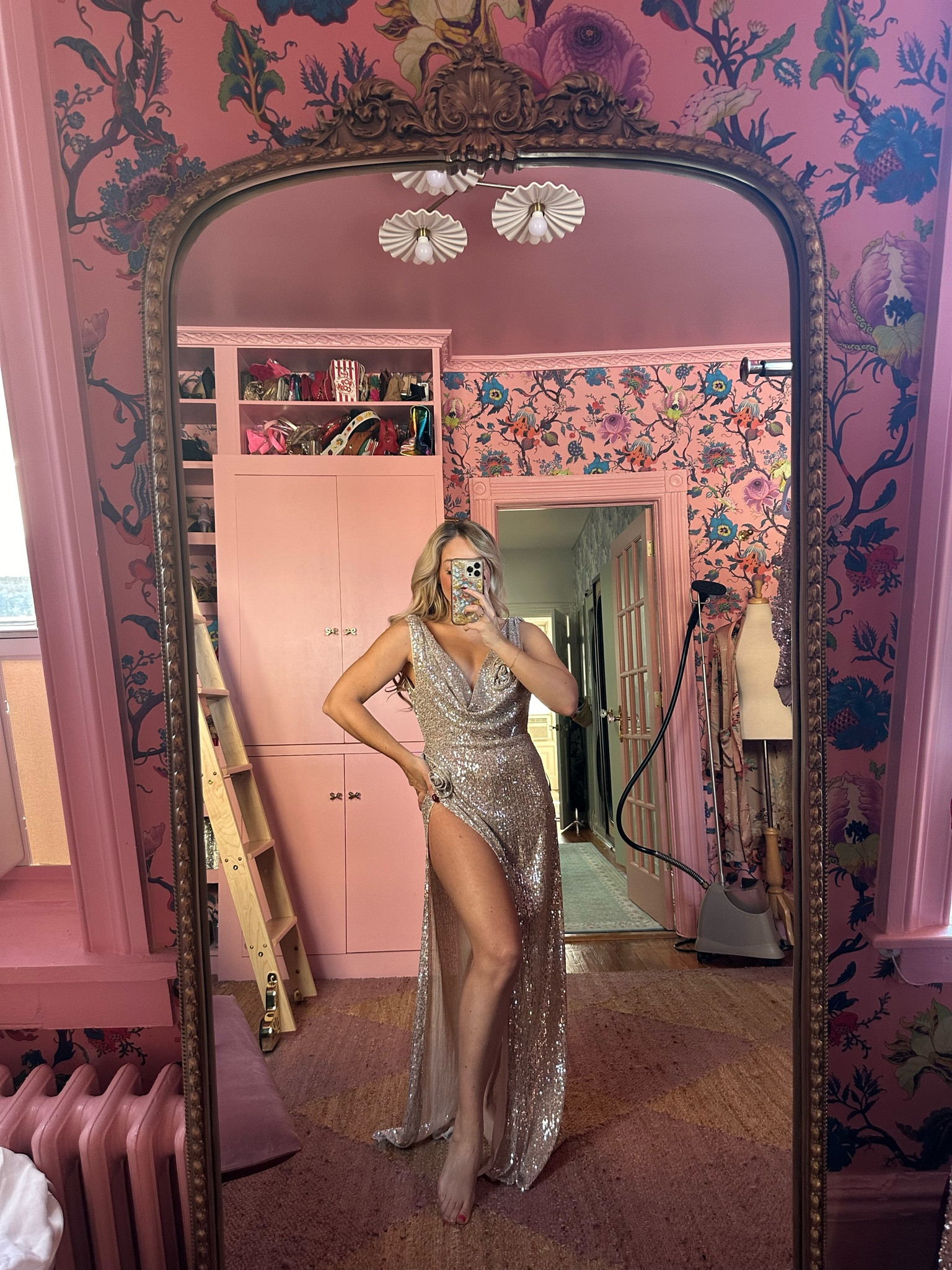 For love and lemons Tia maxi dress sequin gown with slit new year’s even holiday party ideas Christmas 

#LTKparties #LTKHoliday #LTKSeasonal