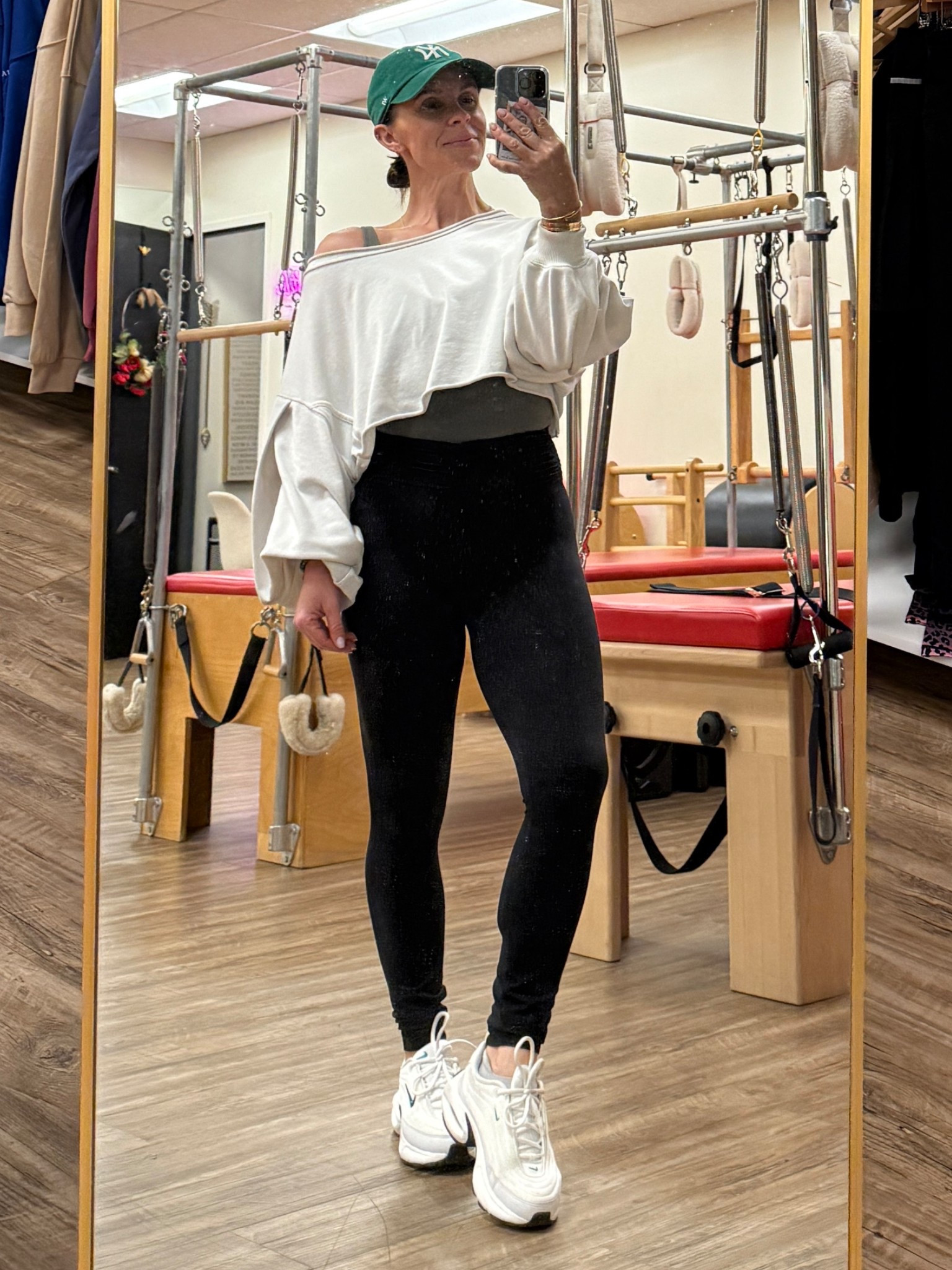 cozy and stylish .. my kinda thing 😎

#LTKfitnessgoals #LTKActive #LTKgrwm