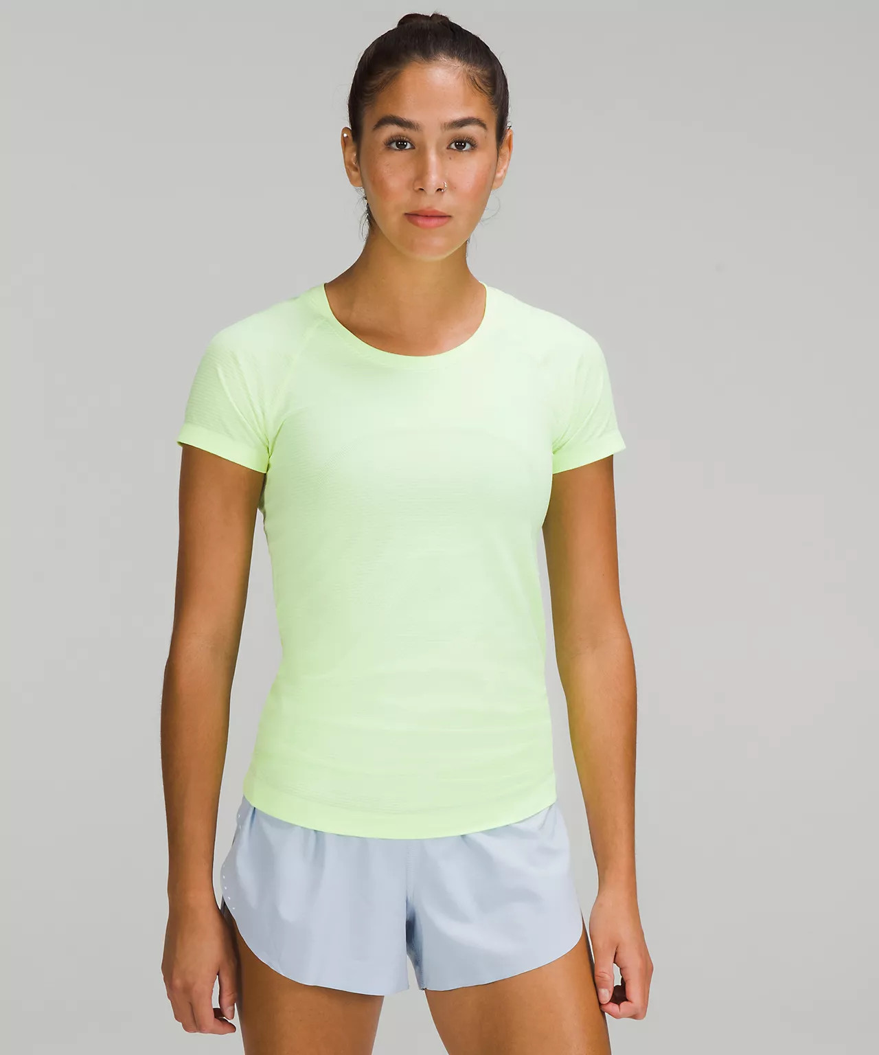 Swiftly Tech Short-Sleeve Shirt 2.0 | Women's Short Sleeve Shirts & Tee's | lululemon | Lululemon (US)