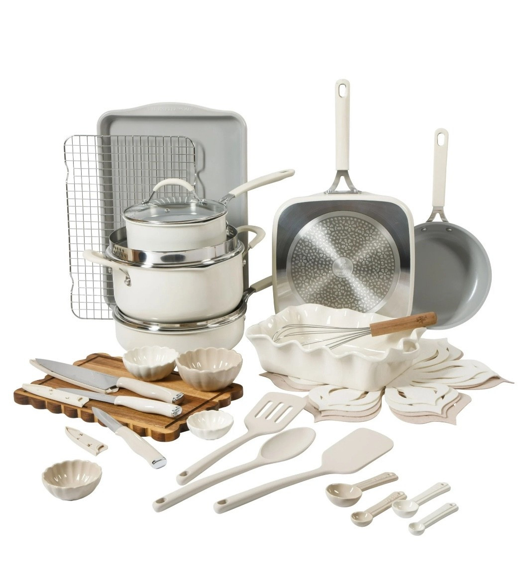 34 piece ceramic cookware set on sale for $89

#LTKCyberWeek #LTKGiftGuide #LTKSaleAlert