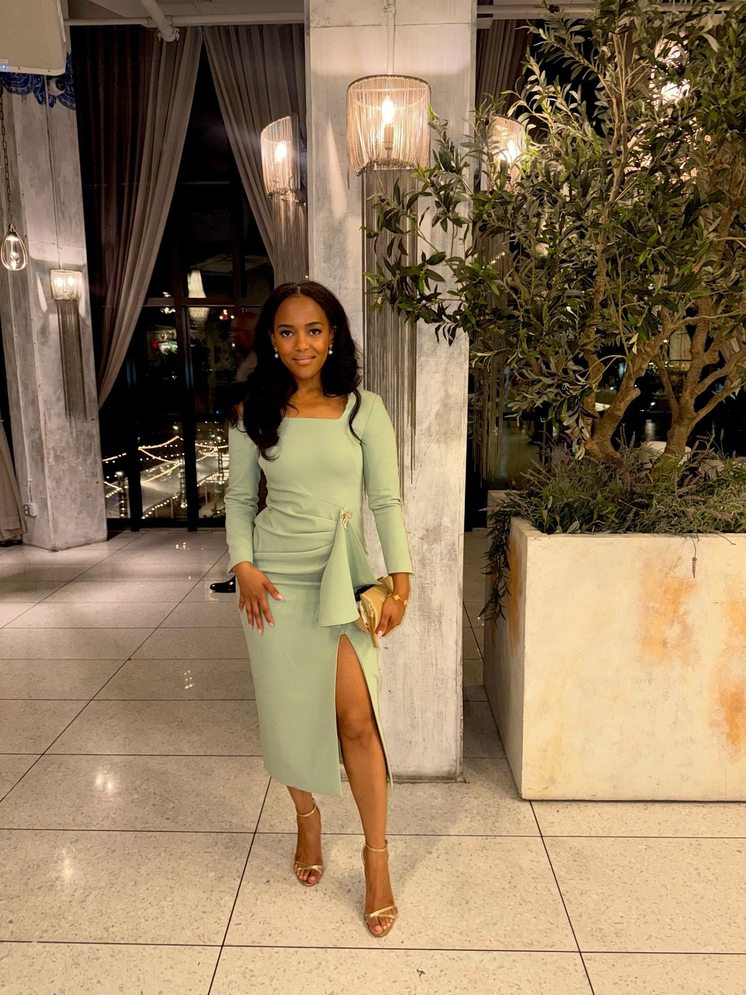 Another event, another dress✨ in obsessed with this Karen Millen stunner. I’m wearing a size 4 petite

#LTKWorkwear