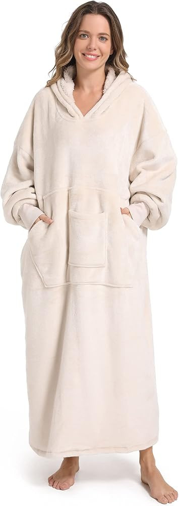 FUSSEDA Oversized Wearable Blanket Sweatshirt, Thick Warm Fleece Cozy Sherpa Hooded with Pockets ... | Amazon (US)