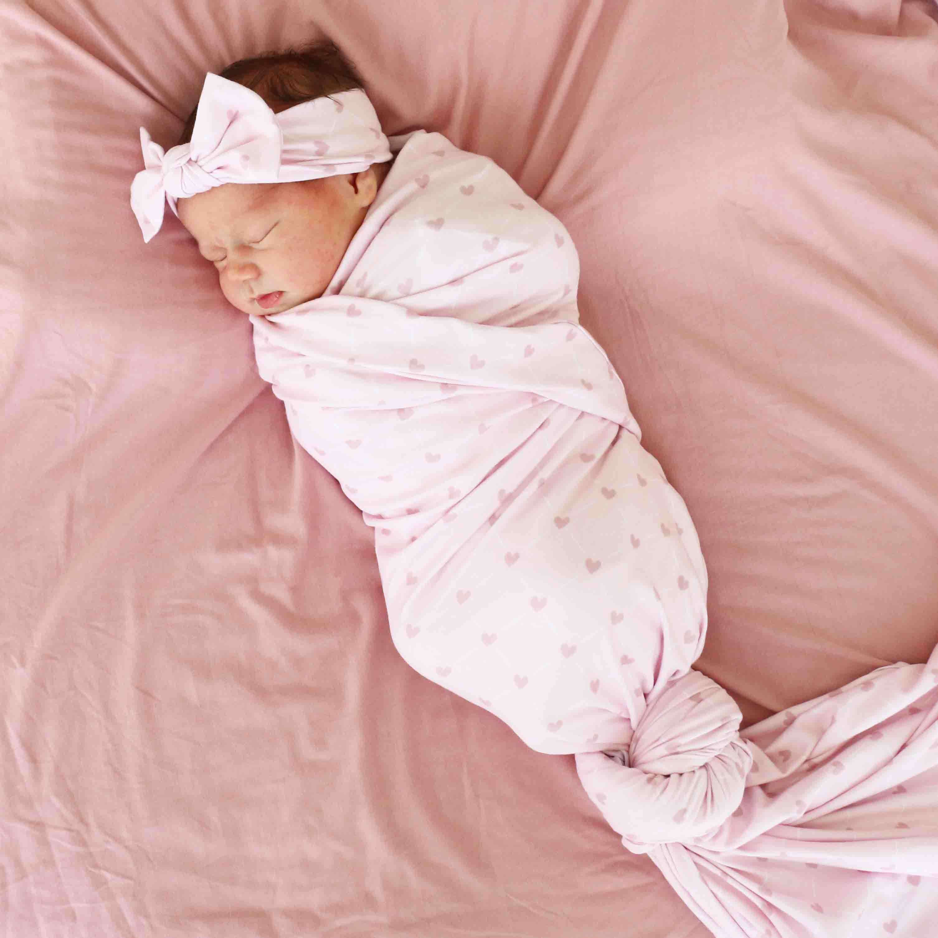 Sweet Heart Oversized Swaddle Blanket | Caden Lane
