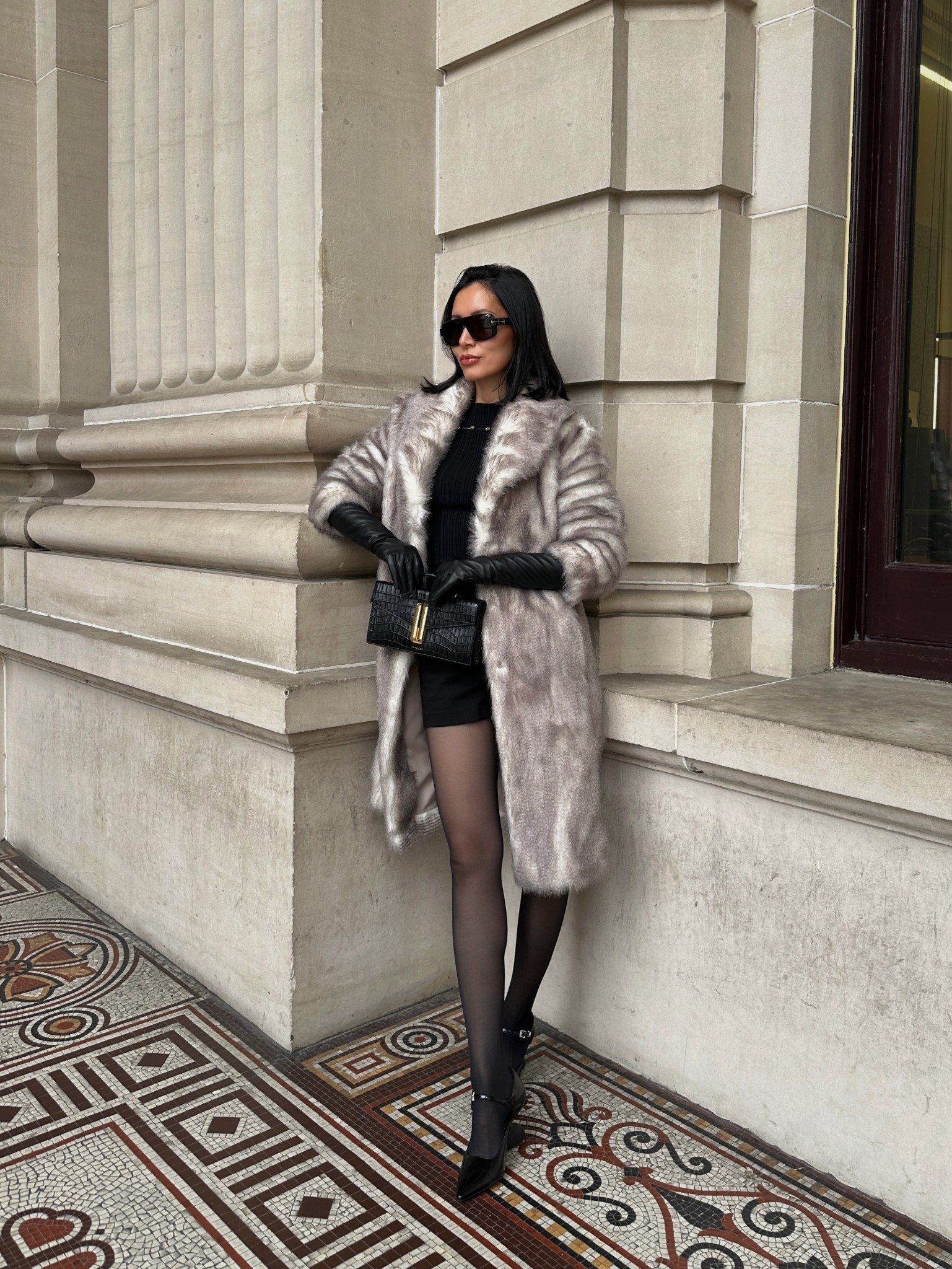 Cold weather, hot outfit 🩶

#LTKaustralia #LTKstyletip #LTKdatenight