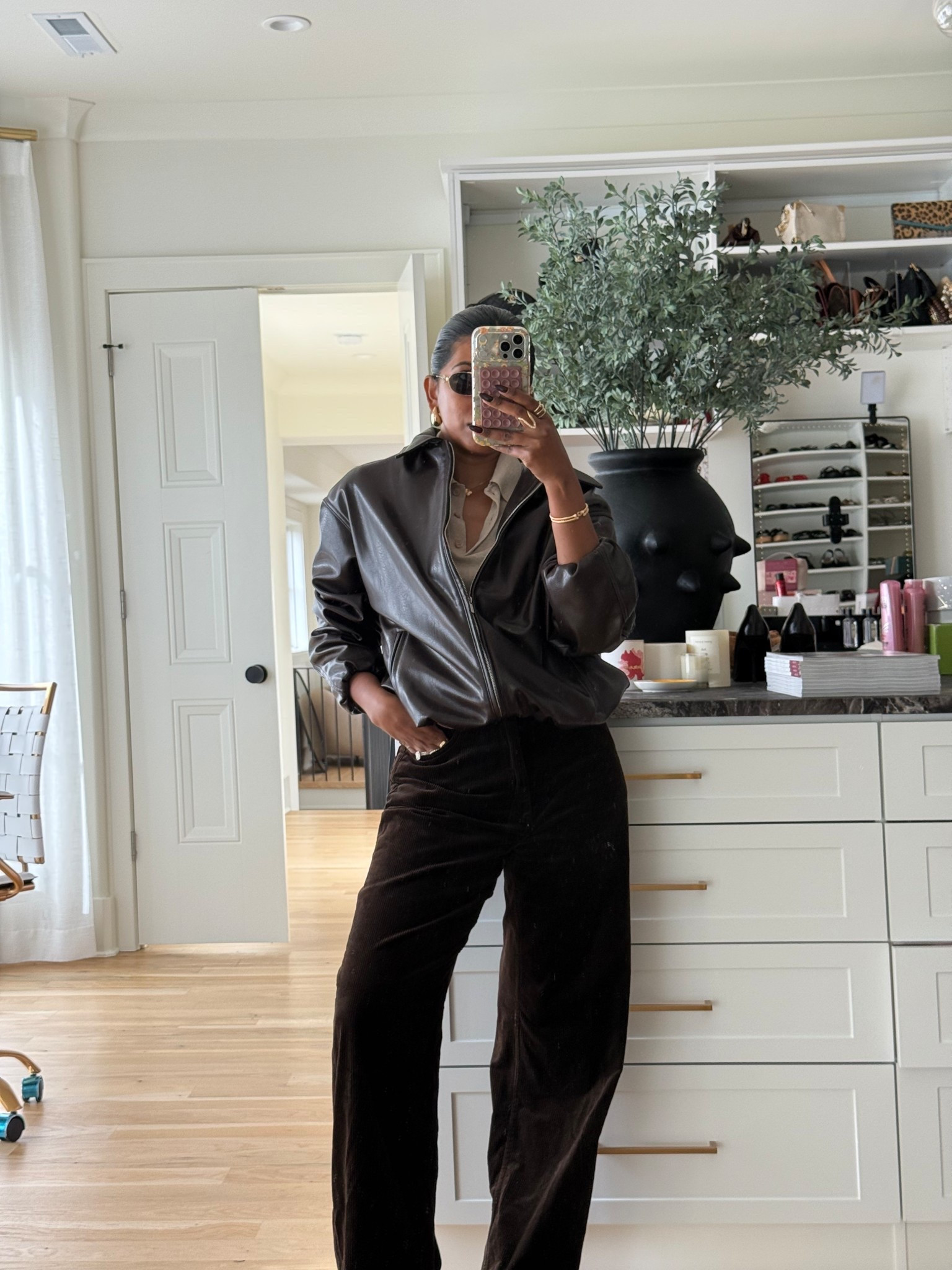 Loving this leather bomber from Zara 🤎

#LTKootd #LTKdayinmylife #LTKgrwm