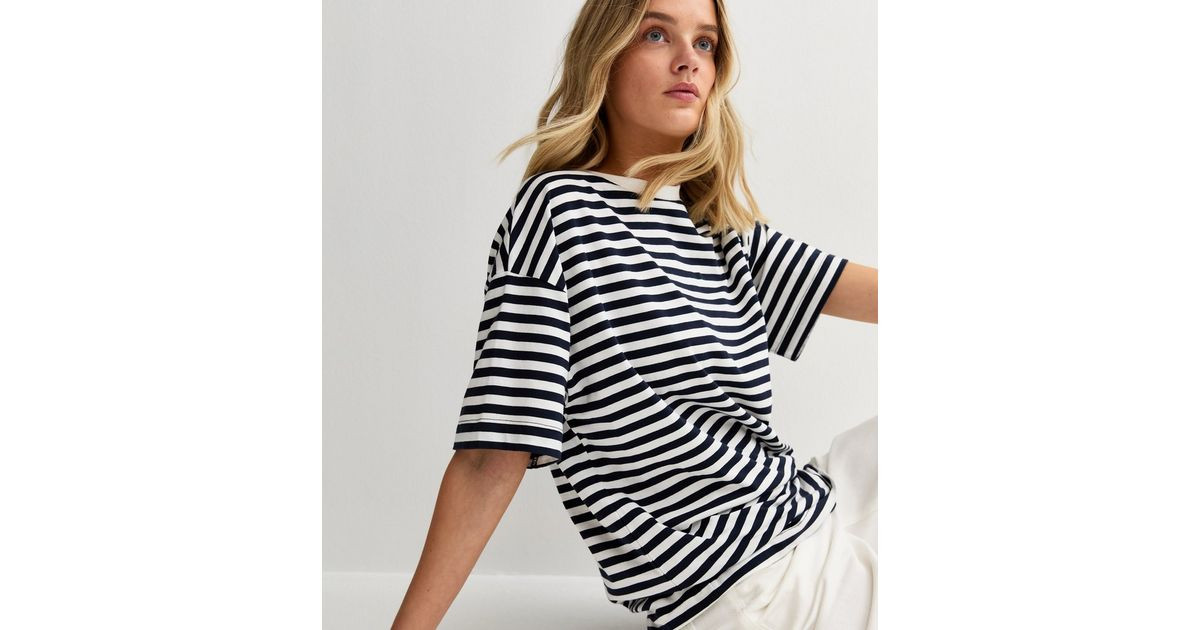 Women's Blue Striped Oversized T-Shirt New Look | New Look (UK)