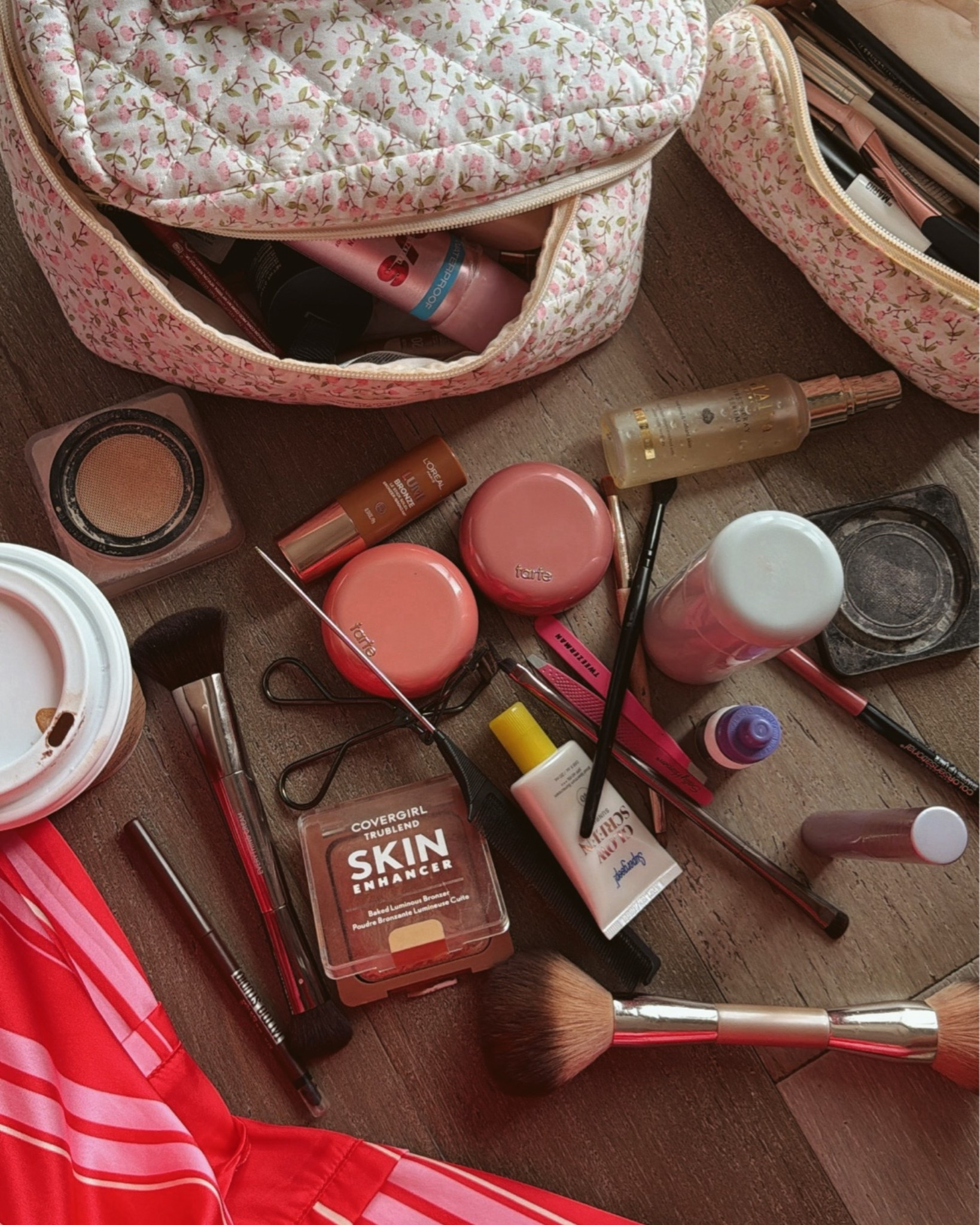 Code: TheSisterStudio15 for Tarte. 
SHADES:
Blush: Strawberry Bliss and Honey Blossom
Lip Liner: Dusty Rose
Lumi Bronzer stick: 110
Glow Screen: Sunrise 
Setting Powder: Pound Cake
Elf Highlighter: Soft Pearl
Concealer: Fair light Neutral
Covergirl powder bronzer: Honey Bun

#LTKgrwm #LTKBeauty #LTKmomlife