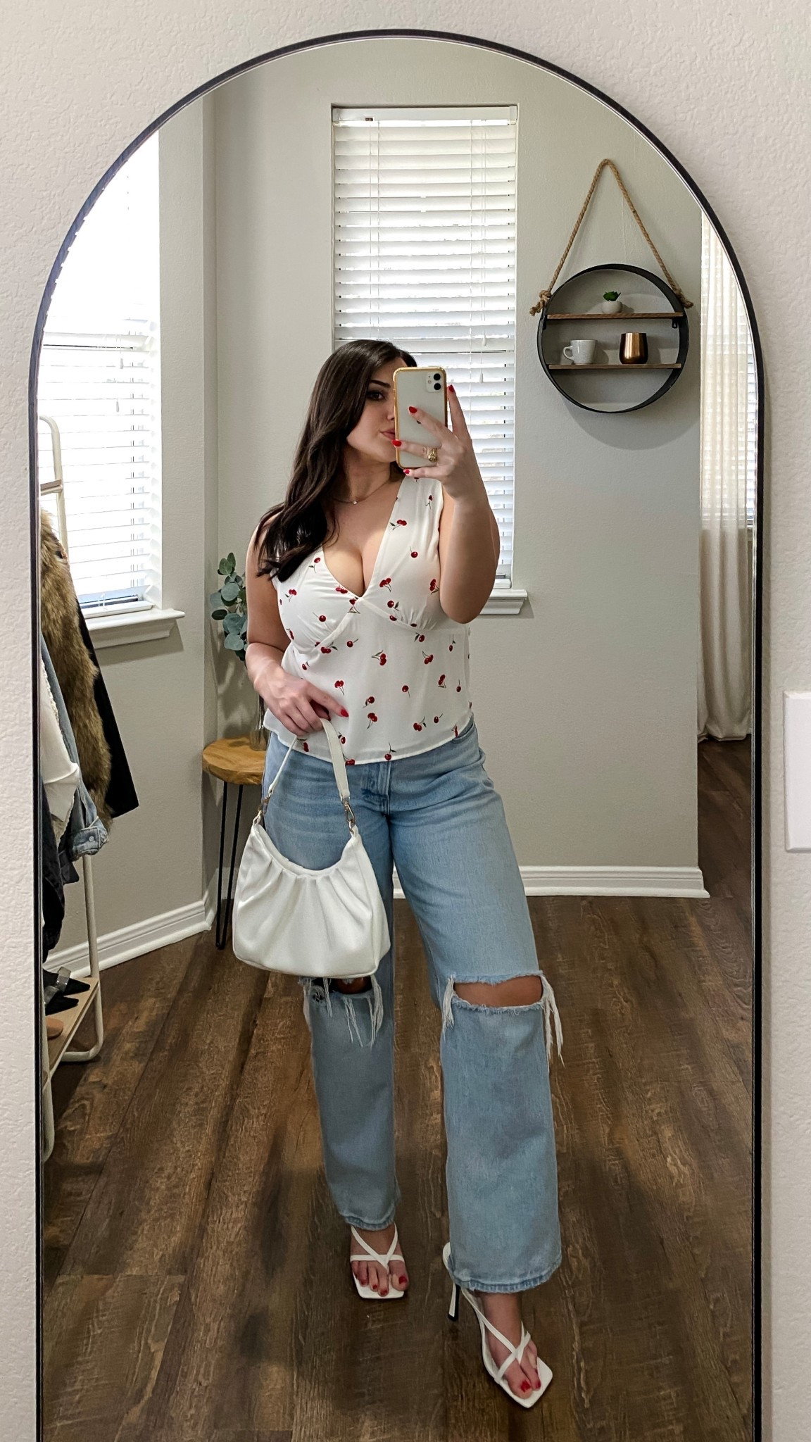 casual spring and summer outfit

#LTKStyleTip