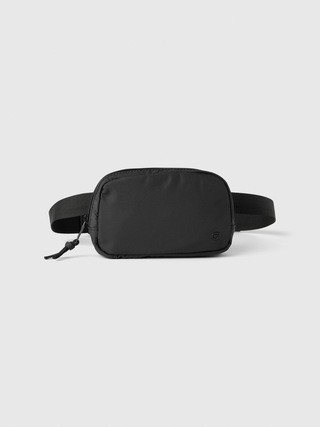 GapFit 100% Recycled Belt Bag | Gap Factory