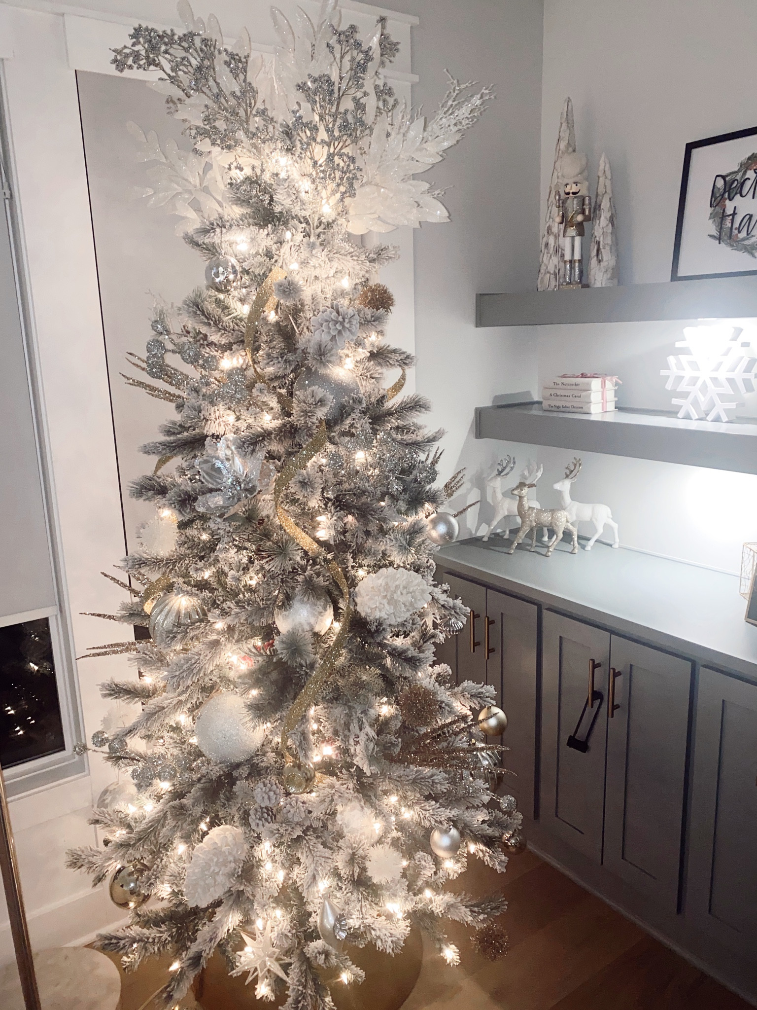 Christmas Tree Ornaments Christmas decor 

#LTKsalealert #LTKHoliday #LTKSeasonal