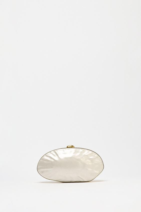 PEARL EFFECT BOX BAG$ 79.90white | 6568/510/850Add to cartAddRigid elongated pearl-effect bag. Me... | Zara US