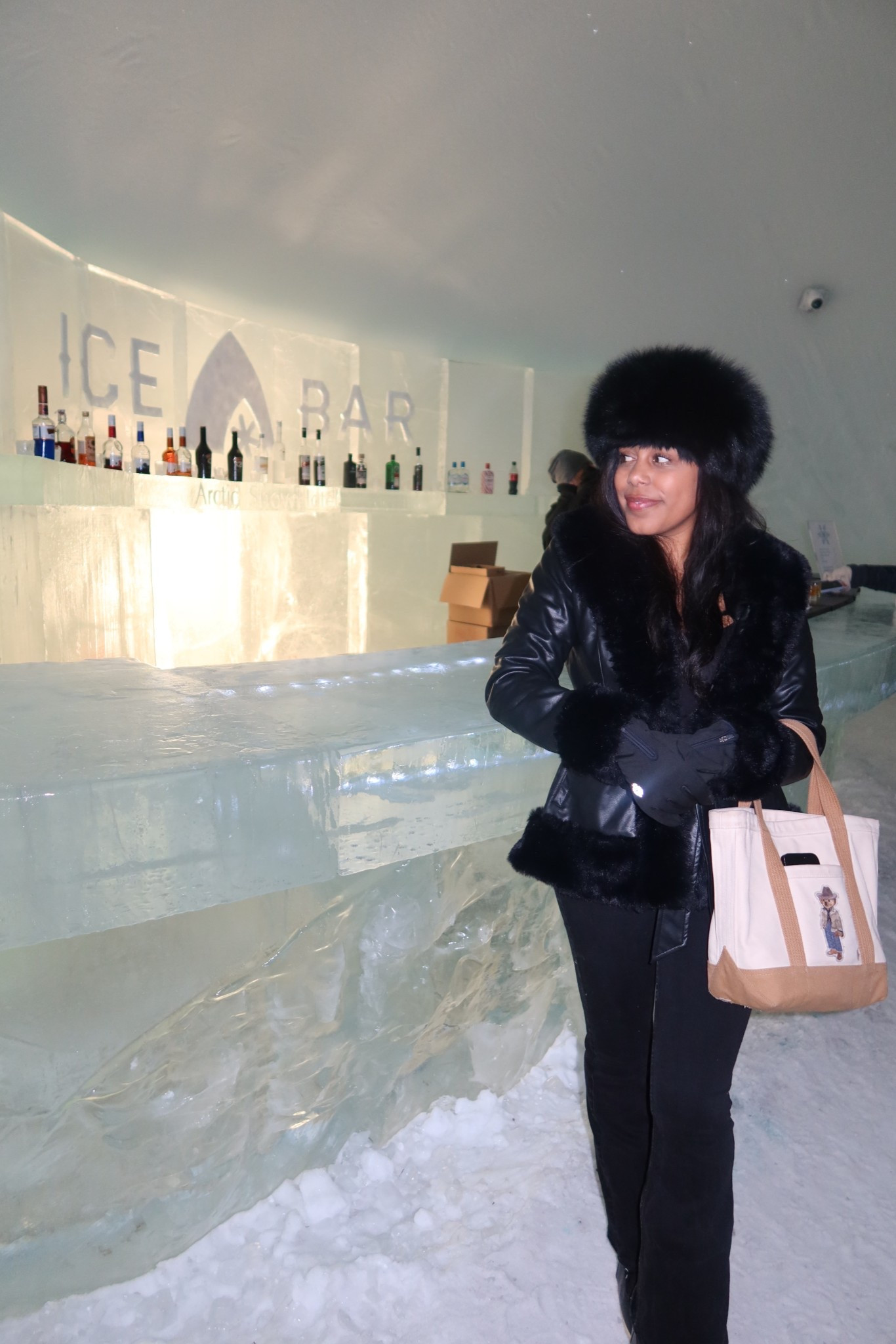 my look for the ice bar in Finland 🖤❄️

#winter #winterfashion 

#LTKSeasonal #LTKTravel