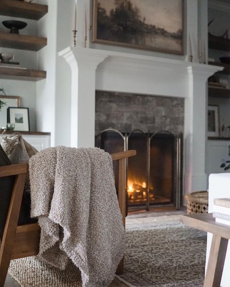 Cozy living room details ✨

#LTKhome #LTKSeasonal #LTKstyletip
