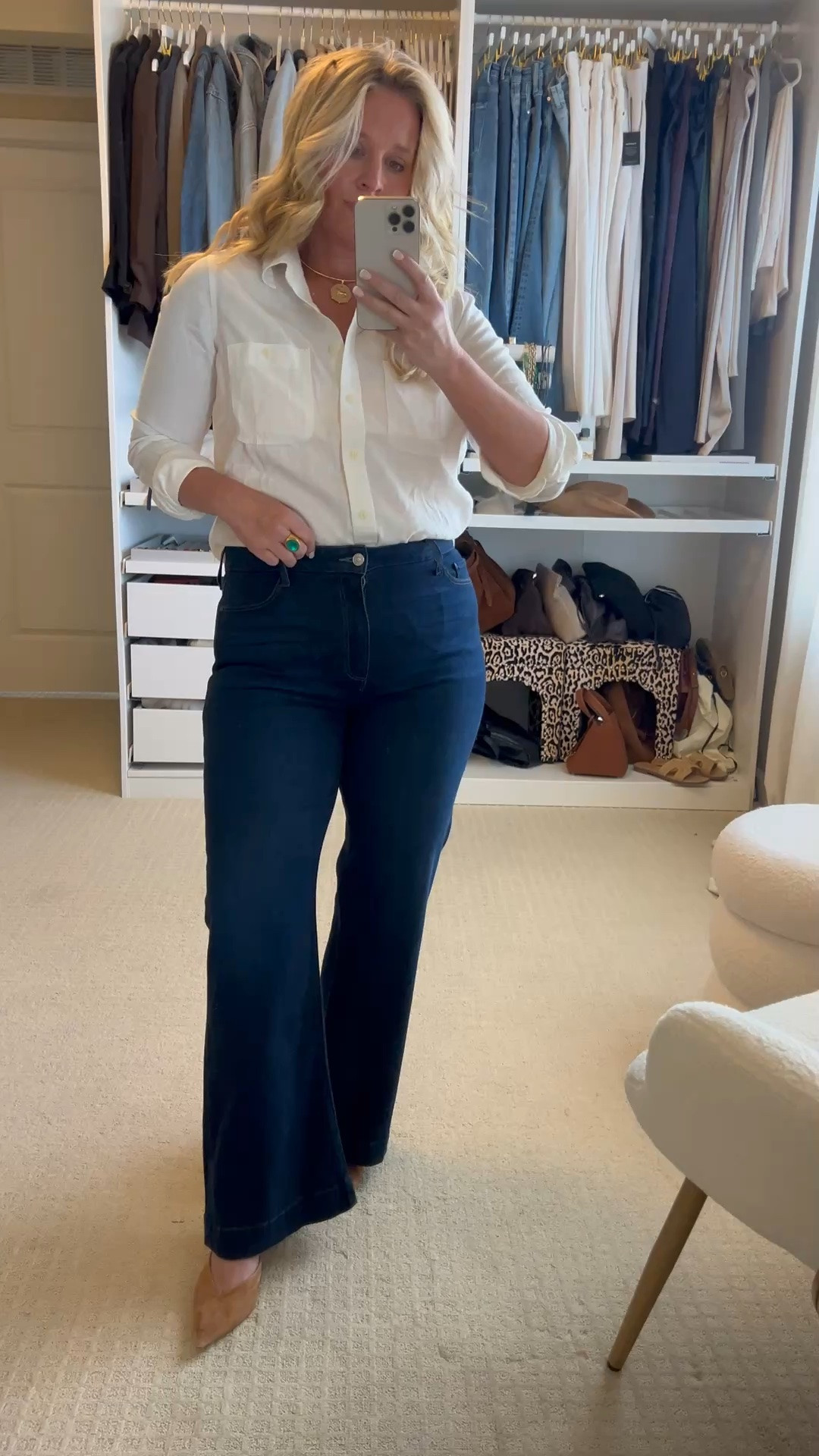 ✨Tap the bell, save and ❤️ start here over 40 fashion, midlife style, midsize fashion and luxury looks for less.  

Summer transition to fall outfit

⬇️Sizing information:
Jeans 31 tts (size down if in between sizes.)
Top medium (size up if in between sizes.)


⬇️Sizing information:
10 jeans size down top medium (size down if in between sizes.)

👑 Helping you look good, feel good.-Lindsey Denver   Check back daily for belly-friendly style, confidence, and Outfit Physics™.

#LTKOver40 #LTKMidsize #LTKPlusSize

Comment SHOP below to receive a DM with the link to this post on my LTK ⬇ https://liketk.it/6iLQS

#LTKOver40 #LTKMidsize #LTKPlusSize