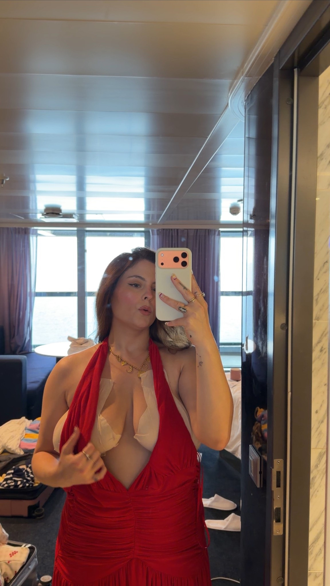 Nood bra lifting tape

#LTKSeasonal #LTKMidsize #LTKWedding