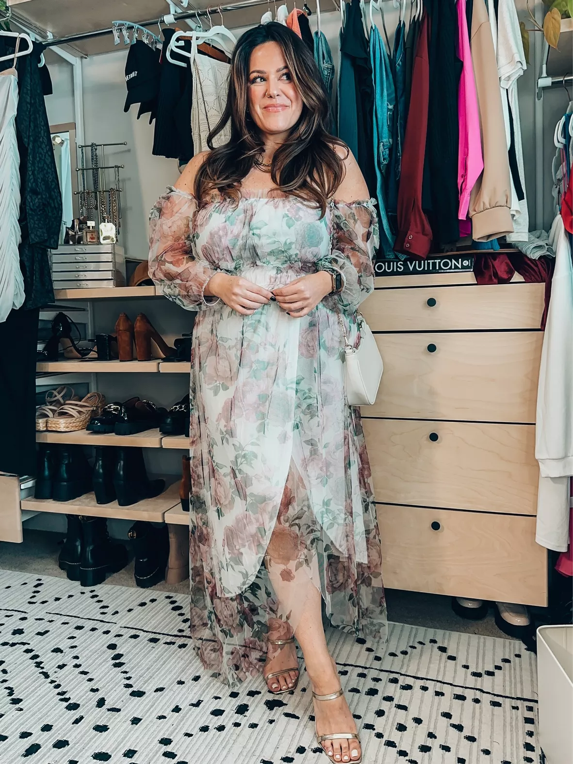 midsize wedding guest dresses midsize/ curvy spring summer outfit idea Women's Midi Wedding Guest Dresses