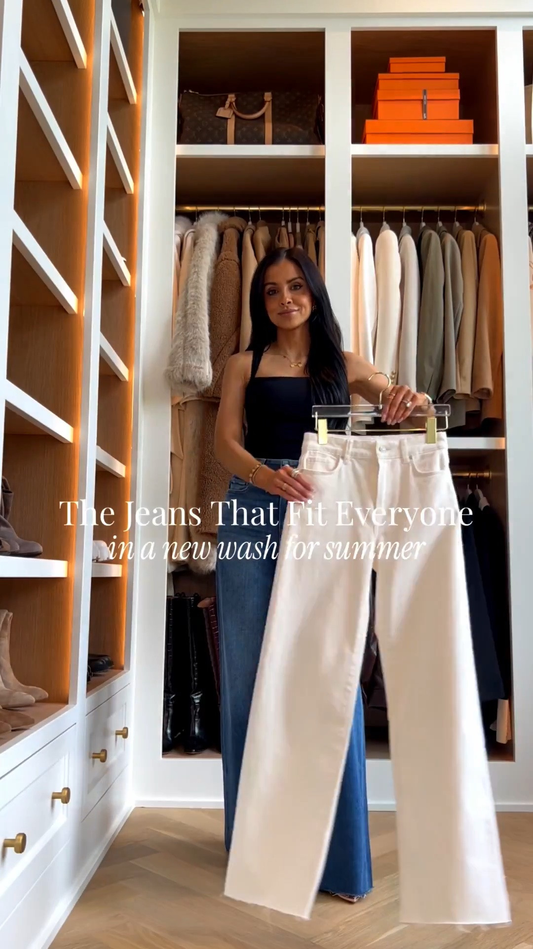 White jeans that are flattering on everyone.
Paige Anessa jeans wearing a size 24
Lagence lace top wearing an XXS


@lagence @nordstrom