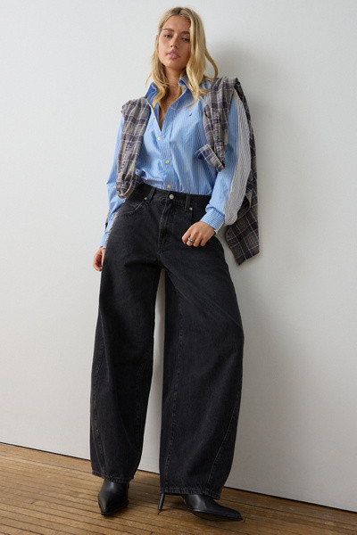 Levi's® Super Baggy Barrel Jean | Urban Outfitters (US and RoW)