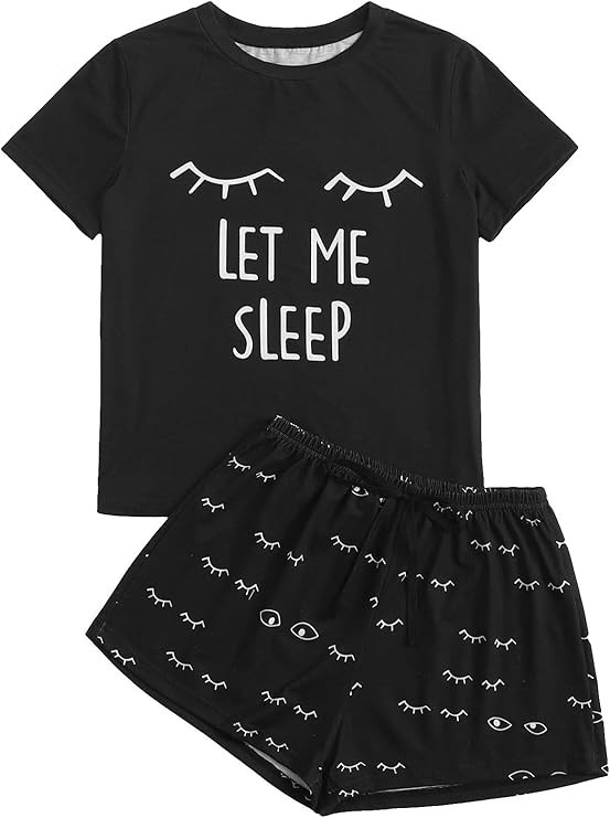 WDIRARA Women's Cute Cartoon Print Closed Eyes Print Tee and Shorts Pajama Set | Amazon (US)