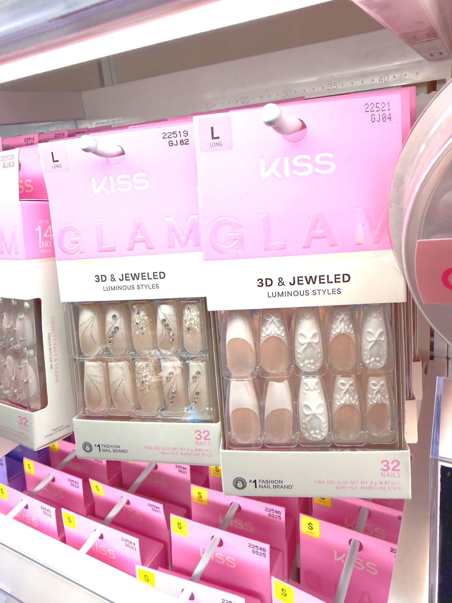 KISS Nails GLAM Jeweled Press-On Fake Nails - Long Coffin - Breath of Harmony & - Long Square - Wrapped in Beauty #targetbeauty #kissglamnails #pressonnails #weddingnails

#LTKTravel #LTKBeauty #LTKgrwm