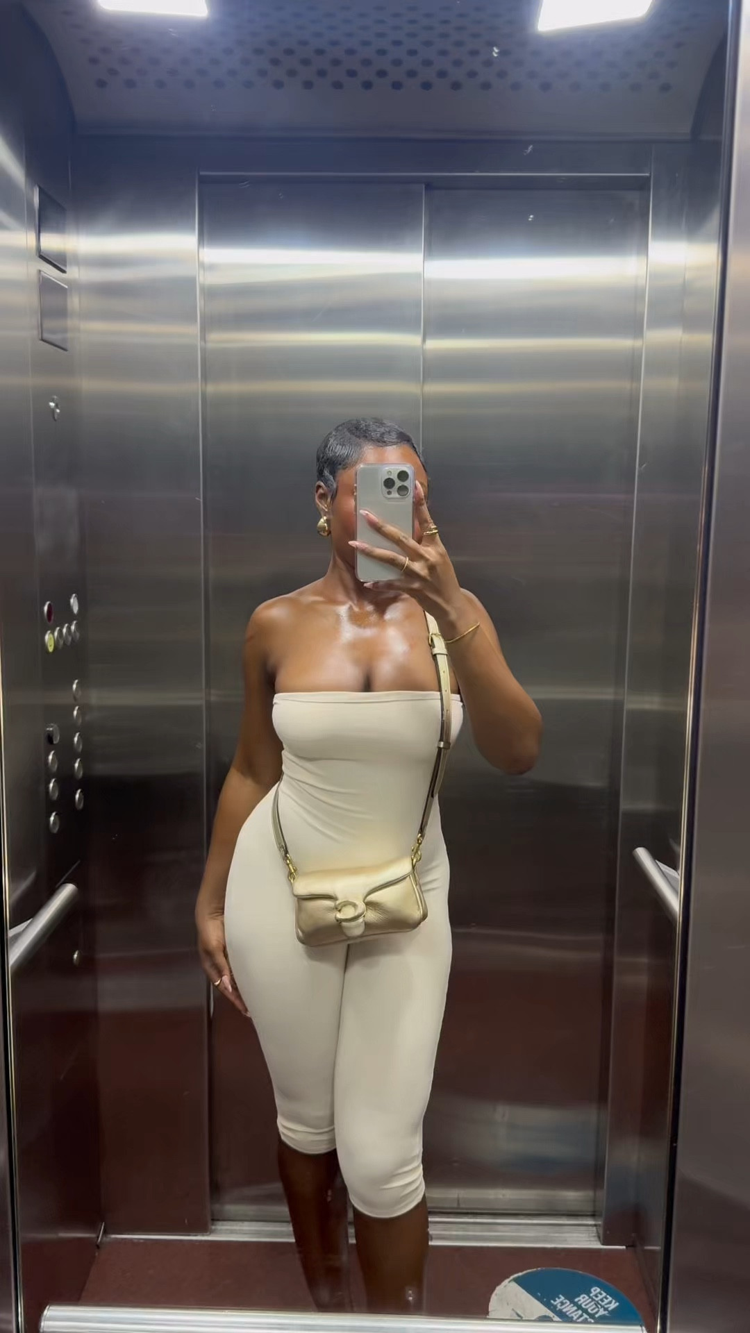 outfit of the night 🤍


Outfit inspo, fashion inspo, jumpsuit, plt 

#LTKuk #LTKFashionMonth #LTKstyletip