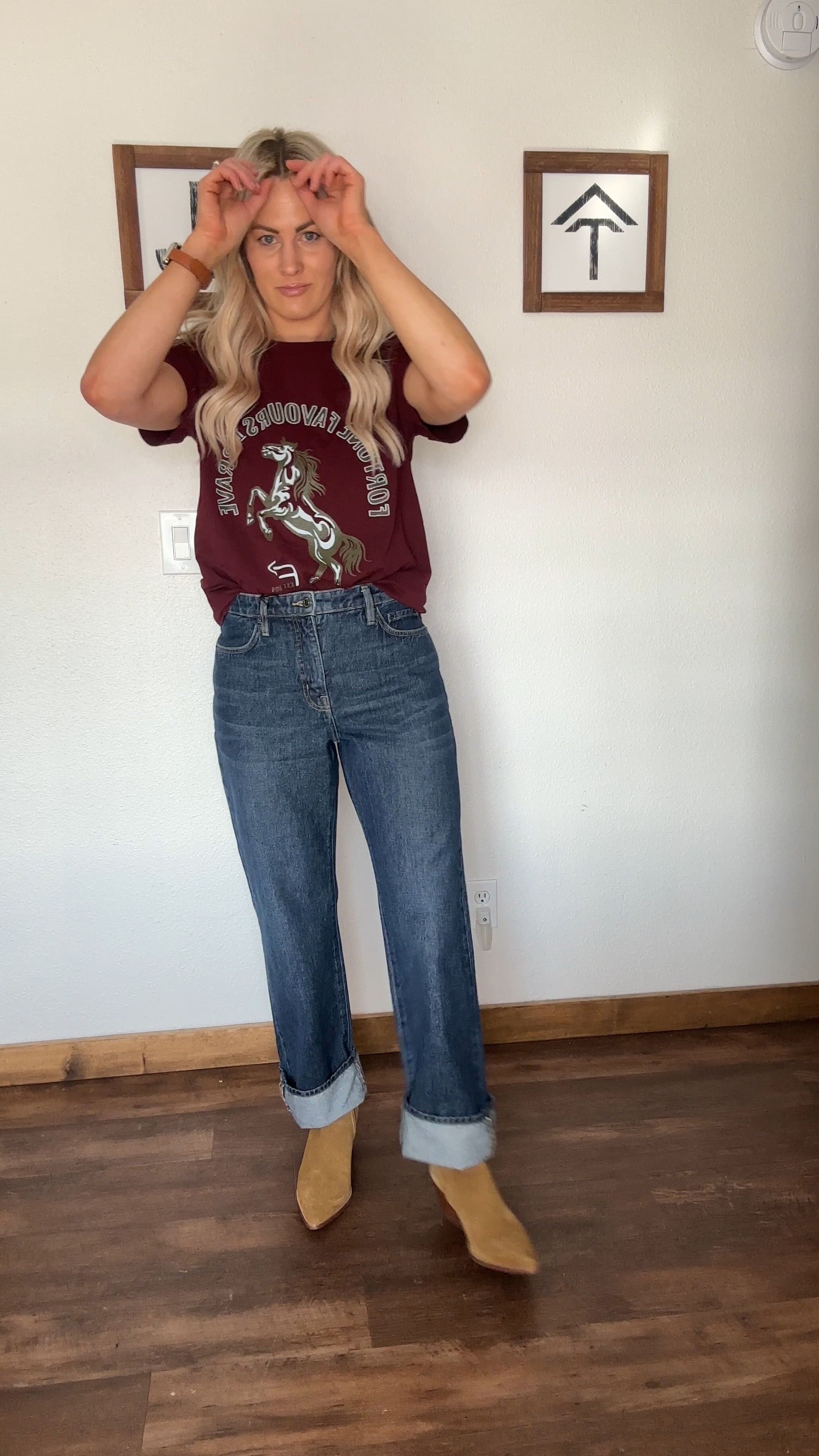 My new favorite straight leg jeans! These fit true to size, I’m wearing a 6! 

#LTKFindsUnder100