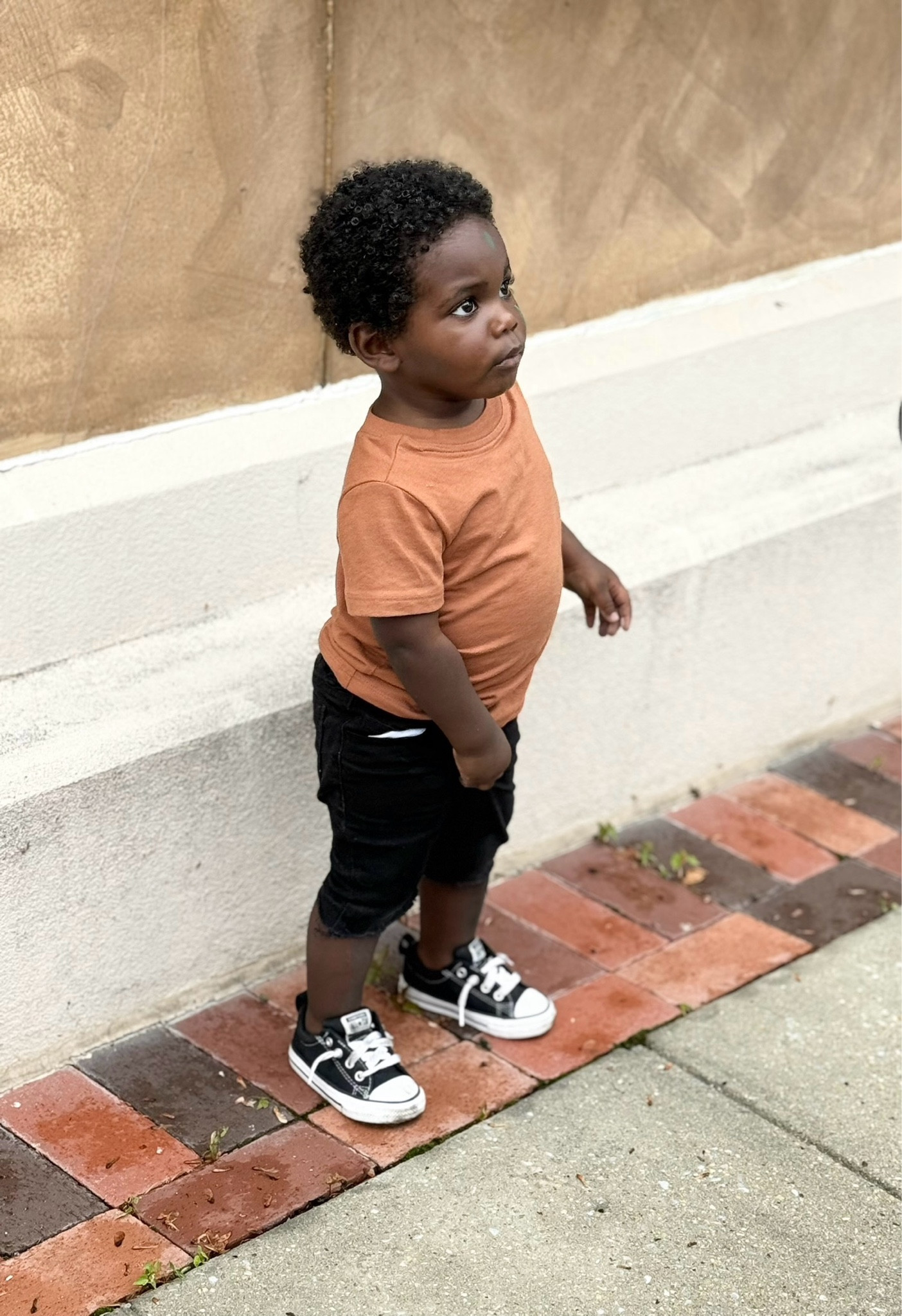 👟Low-top black Chuck Taylors ❤️

#LTKShoeCrush #LTKKids