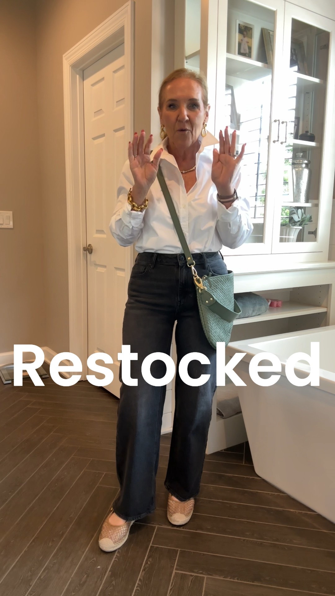 The Sage green convertible bag is restocked in both small and large. This is the large bag. Both straps are removable so you can have a shoulder or a Crossbody bag.
Jeans I’m wearing a size 29 inseam 28 
Blouse I’m wearing a medium. It is appropriately oversized.

Quince purses, Quince bags, Crossbody bag, black jeans, quince, jeans, white top blouse

#LTKItBag #LTKOver40 #LTKFindsUnder50