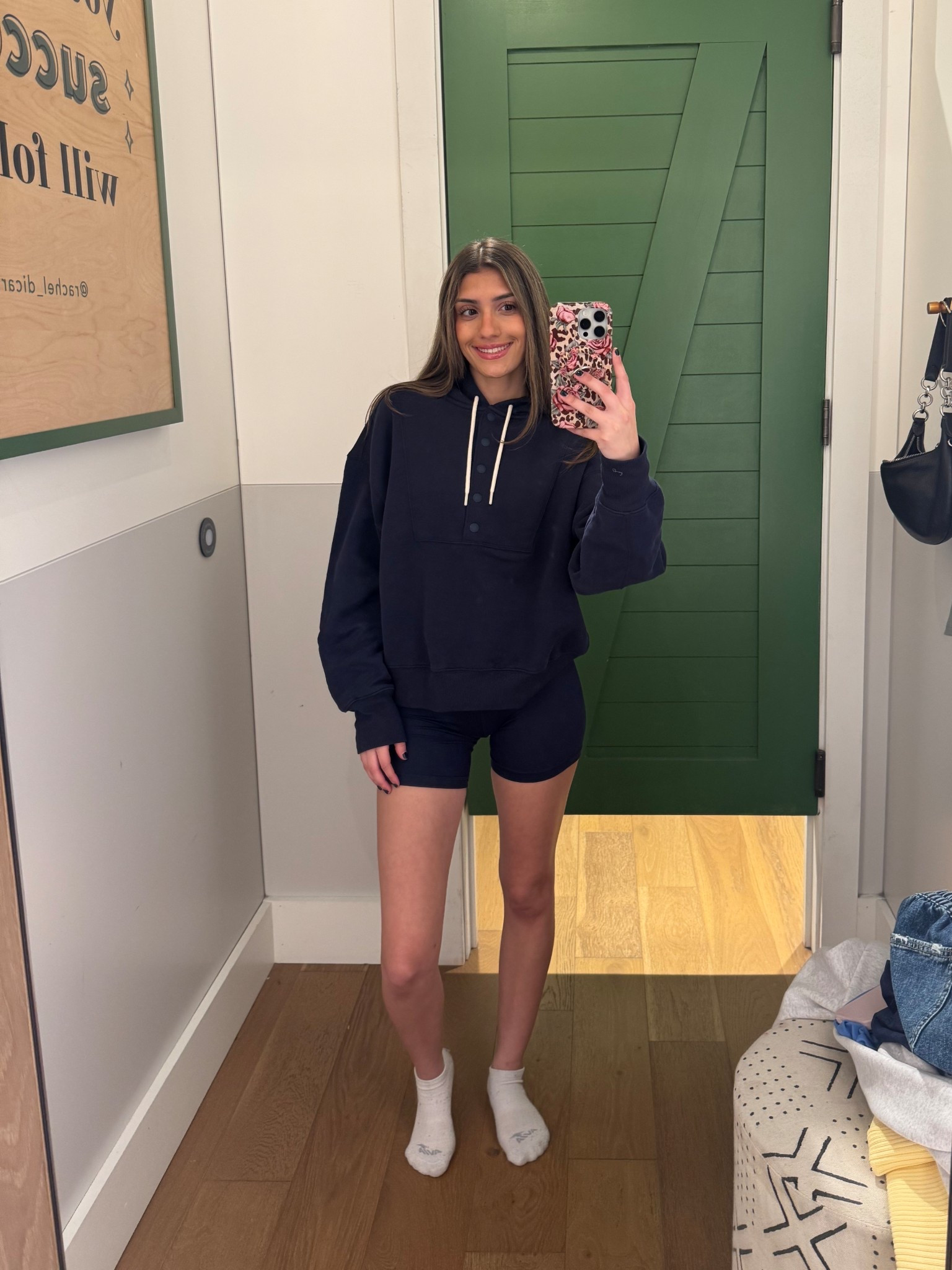 Alana is wearing xs on top and bottom 

#LTKFamily #LTKStyleTip #LTKActive