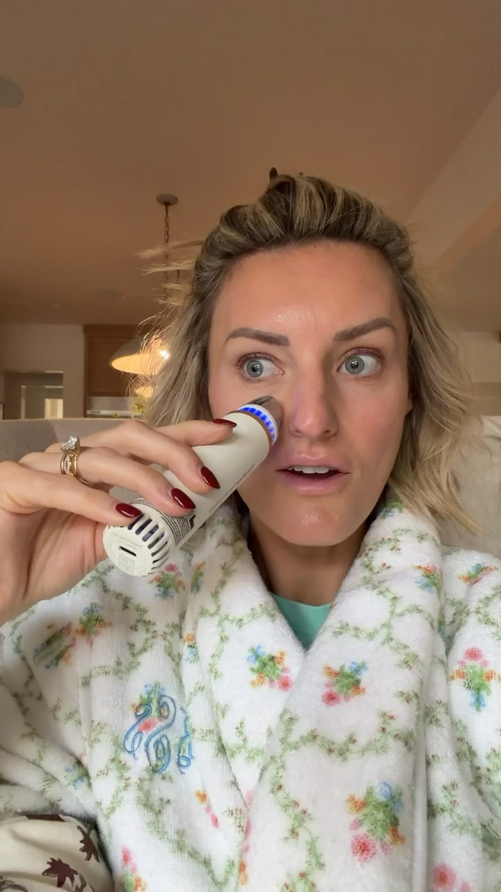 This depuffing wand is so good! Perfect to add to your morning routine to depuff under your eyes! It has a hot & cold setting! Loverly Grey, skincare, beauty, ulta, morning skincare routine

#LTKBeauty #LTKMothersDay #LTKgrwm