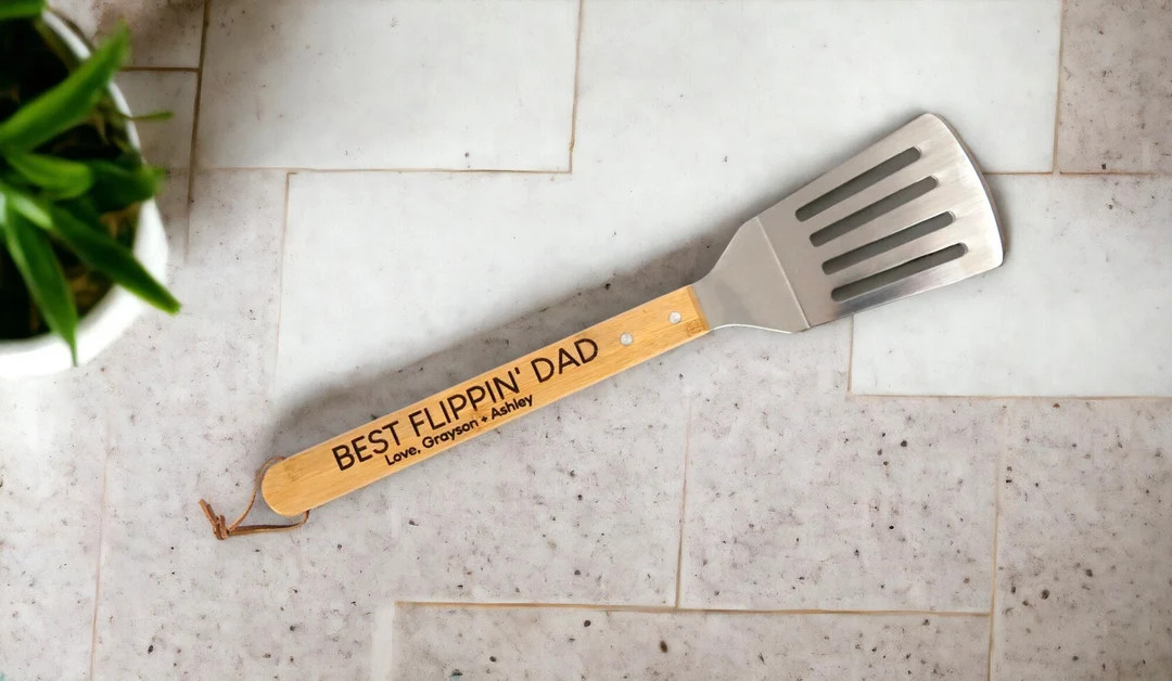 Best Flippin' Dad Engraved BBQ Spatula With Kid's Names, Grill Accessories for Man, Best Flippin'... | Etsy (US)