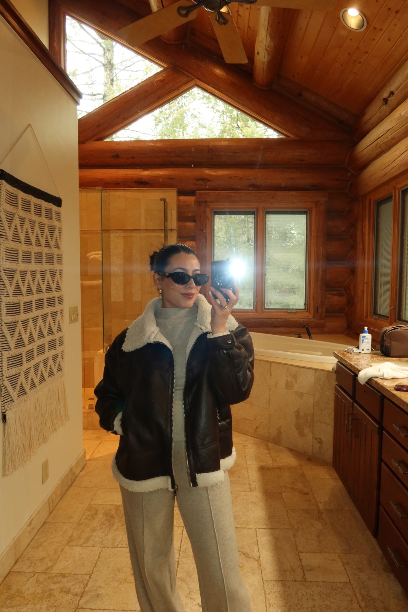 Colorado ootd🖤