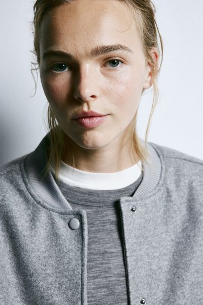 Cazadora bomber fieltrada | H&M (FR, IT, ES, PT, BE)