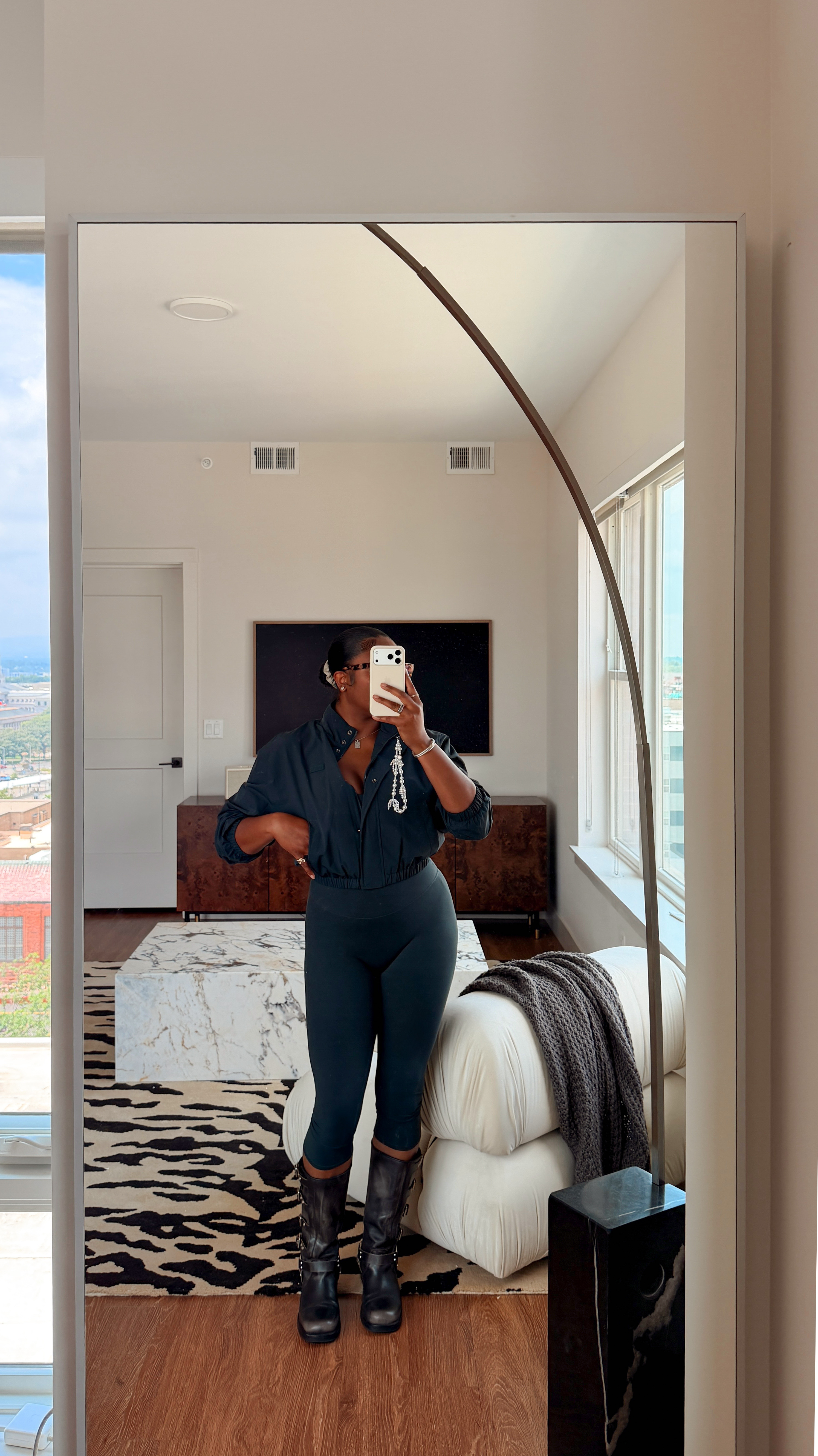 ugh, Oner Active just gets it. found my new daily uniform! this emerald noir soft motion color against my complexion? toooo good 🤍

3/4 leggings size: small
bomber jacket size: medium
bralette size: medium 

 

 #LTKdayinmylife #LTKgrwm #LTKootd