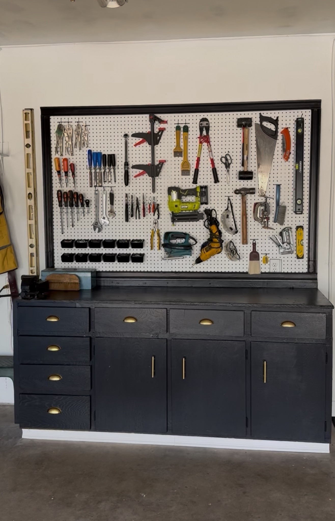 Garage organization favorites!! #garageorganization #garage #garagetools 

#LTKcanada #LTKworkwear #LTKcasa