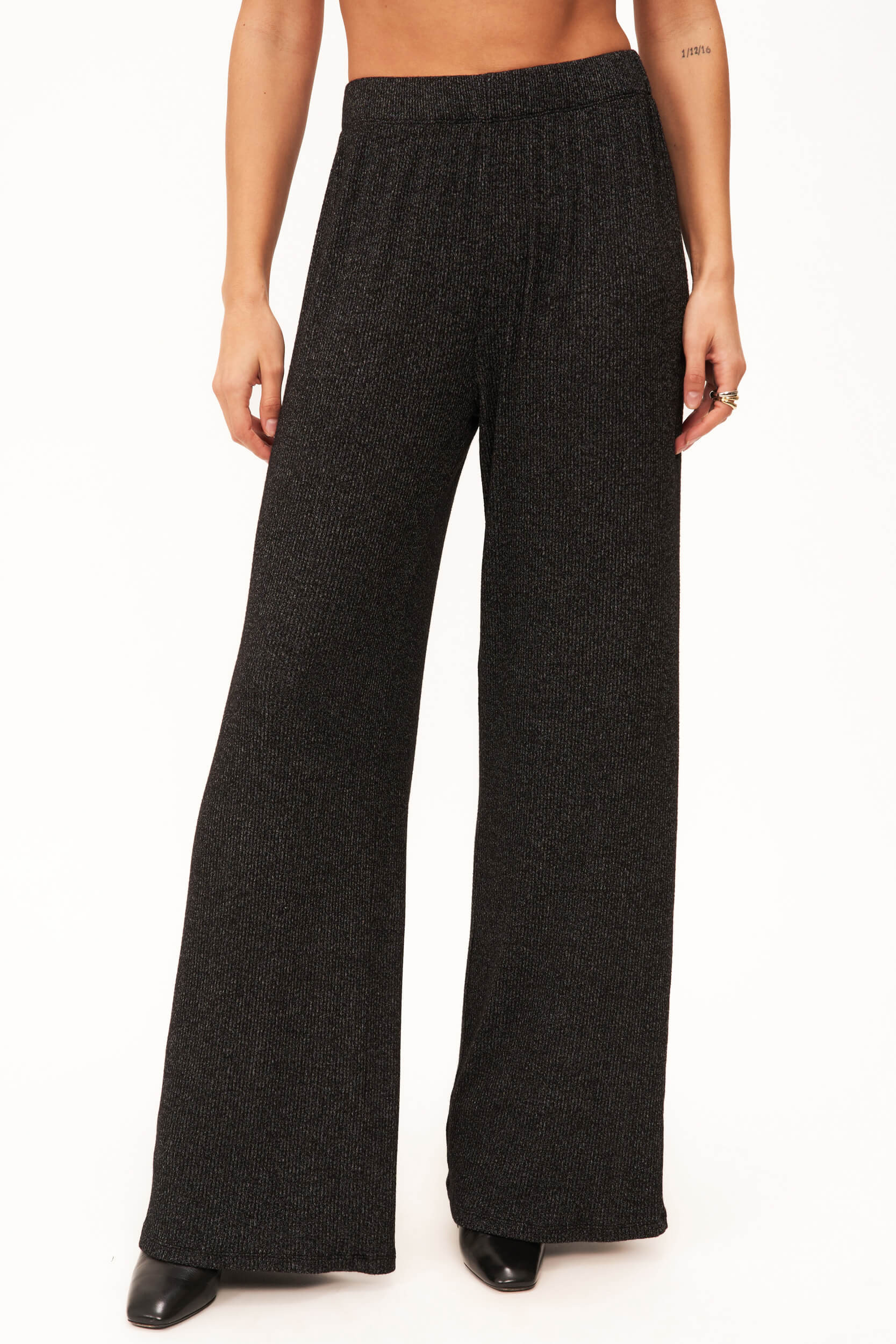 Catch Flights Wide Leg Rib Pant - Black | Project Social T